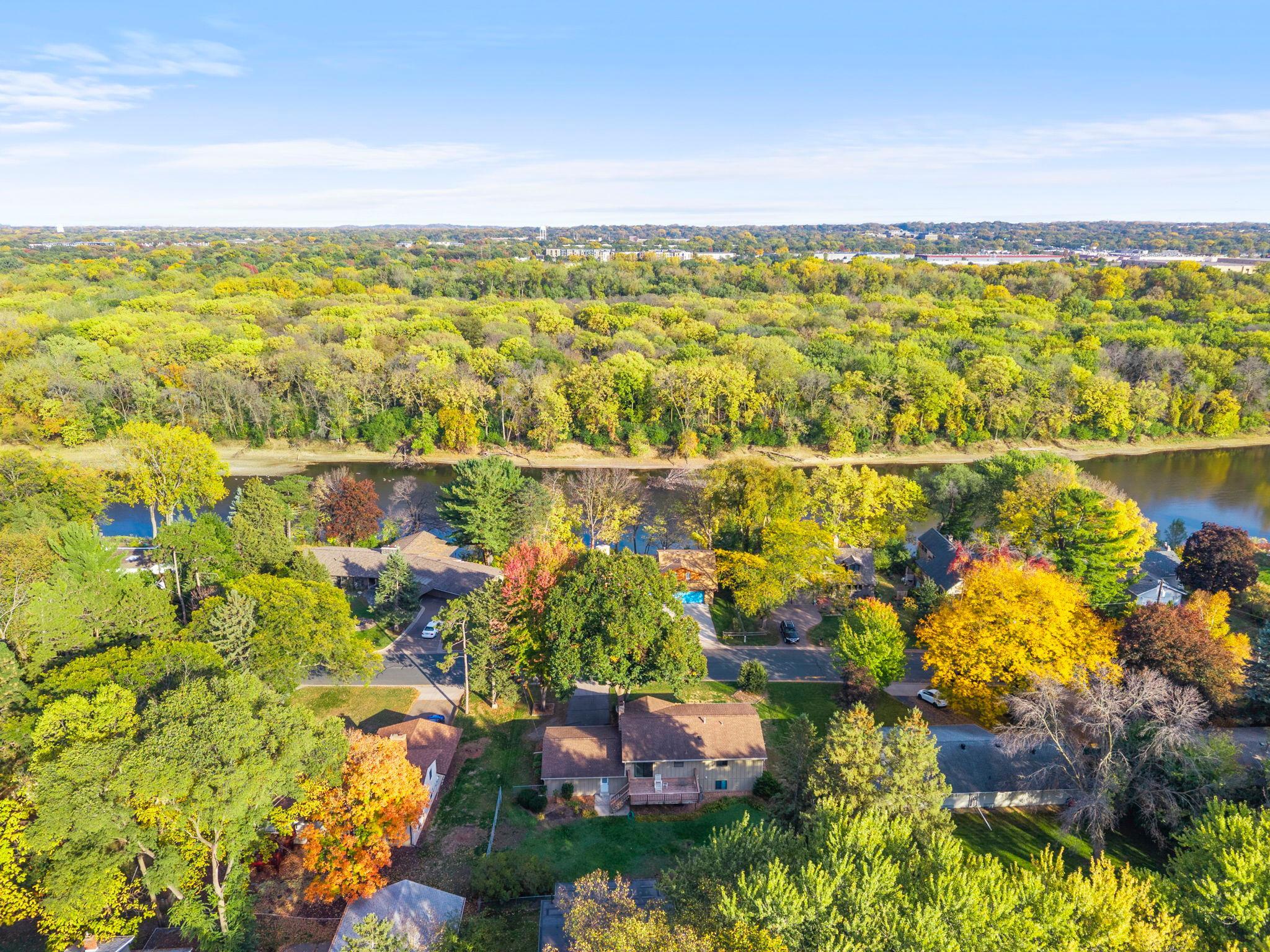 View of Residential at 6733 Willow Lane, Brooklyn Center MN 55430, Brooklyn Center (65 of 72) - Mike Wilen | Minnesota Team Real Estate
