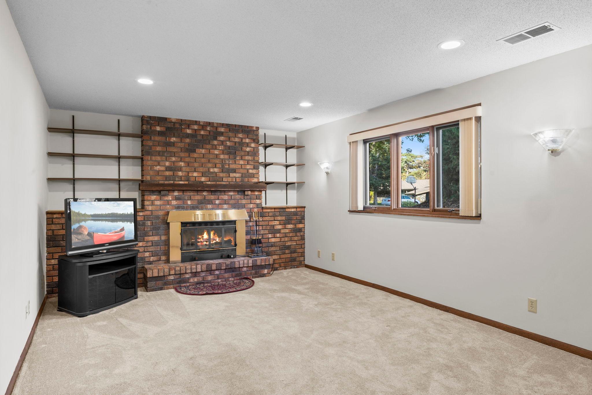View of Residential at 6733 Willow Lane, Brooklyn Center MN 55430, Brooklyn Center (30 of 72) - Mike Wilen | Minnesota Team Real Estate