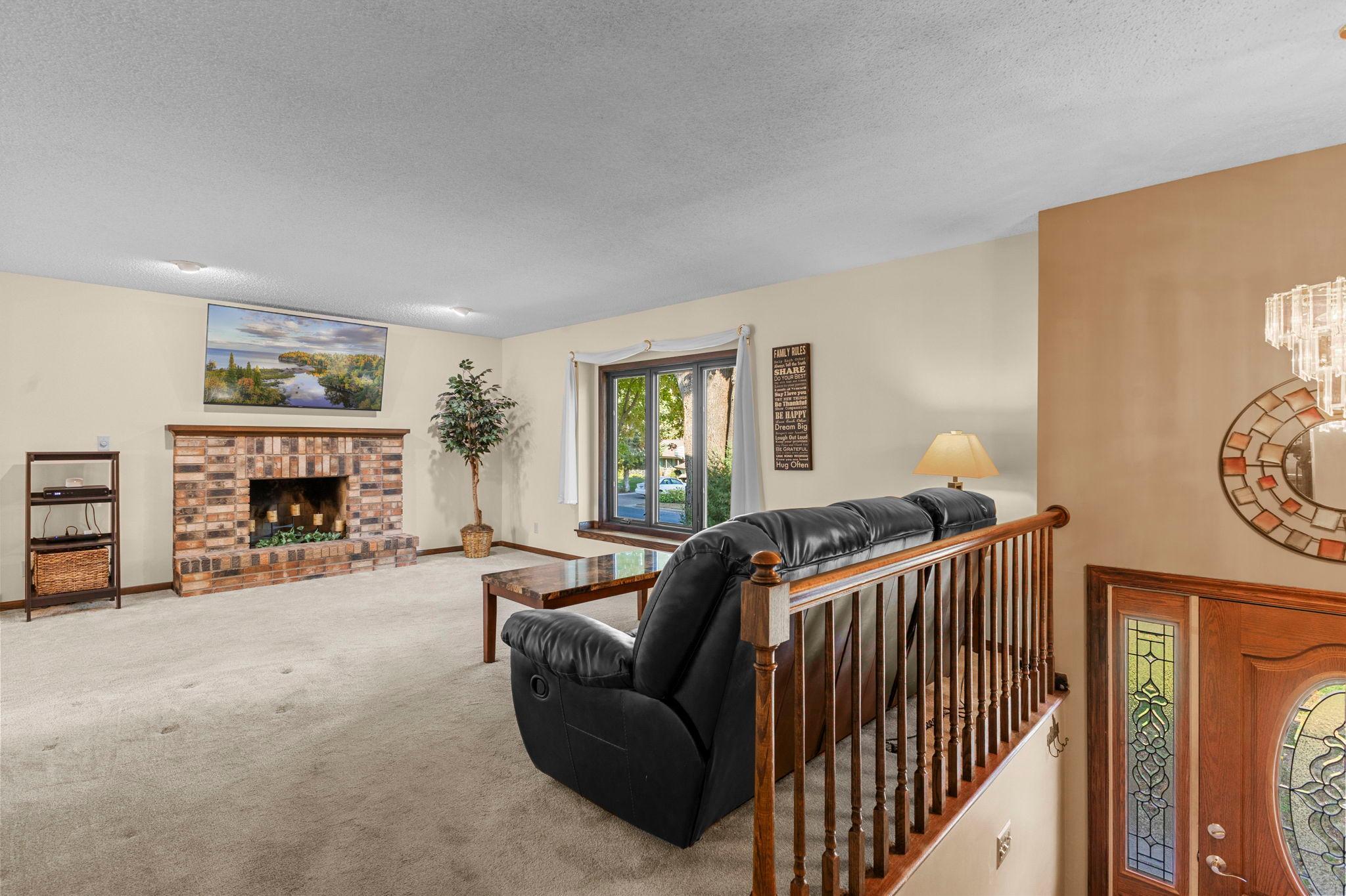 View of Residential at 6733 Willow Lane, Brooklyn Center MN 55430, Brooklyn Center (10 of 72) - Mike Wilen | Minnesota Team Real Estate