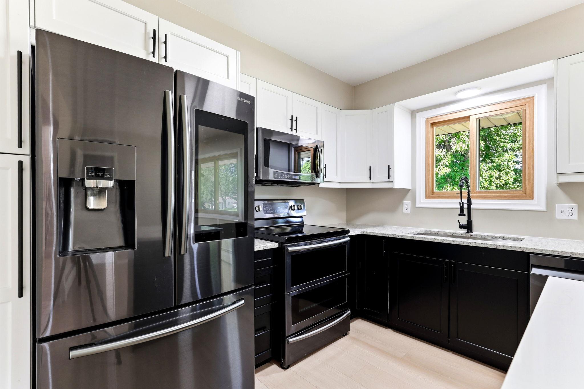 View of Residential at 6501 Pierce Street, Fridley MN 55432, Fridley (18 of 29) - Mike Wilen | Minnesota Team Real Estate