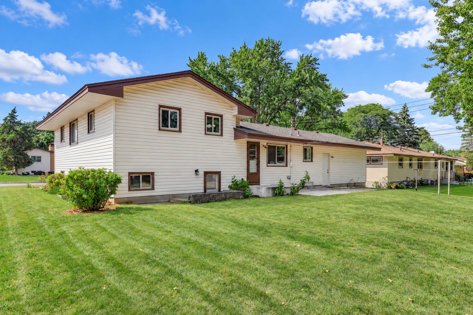 View of Residential at 6501 Pierce Street, Fridley MN 55432, Fridley (4 of 29) - Mike Wilen | Minnesota Team Real Estate