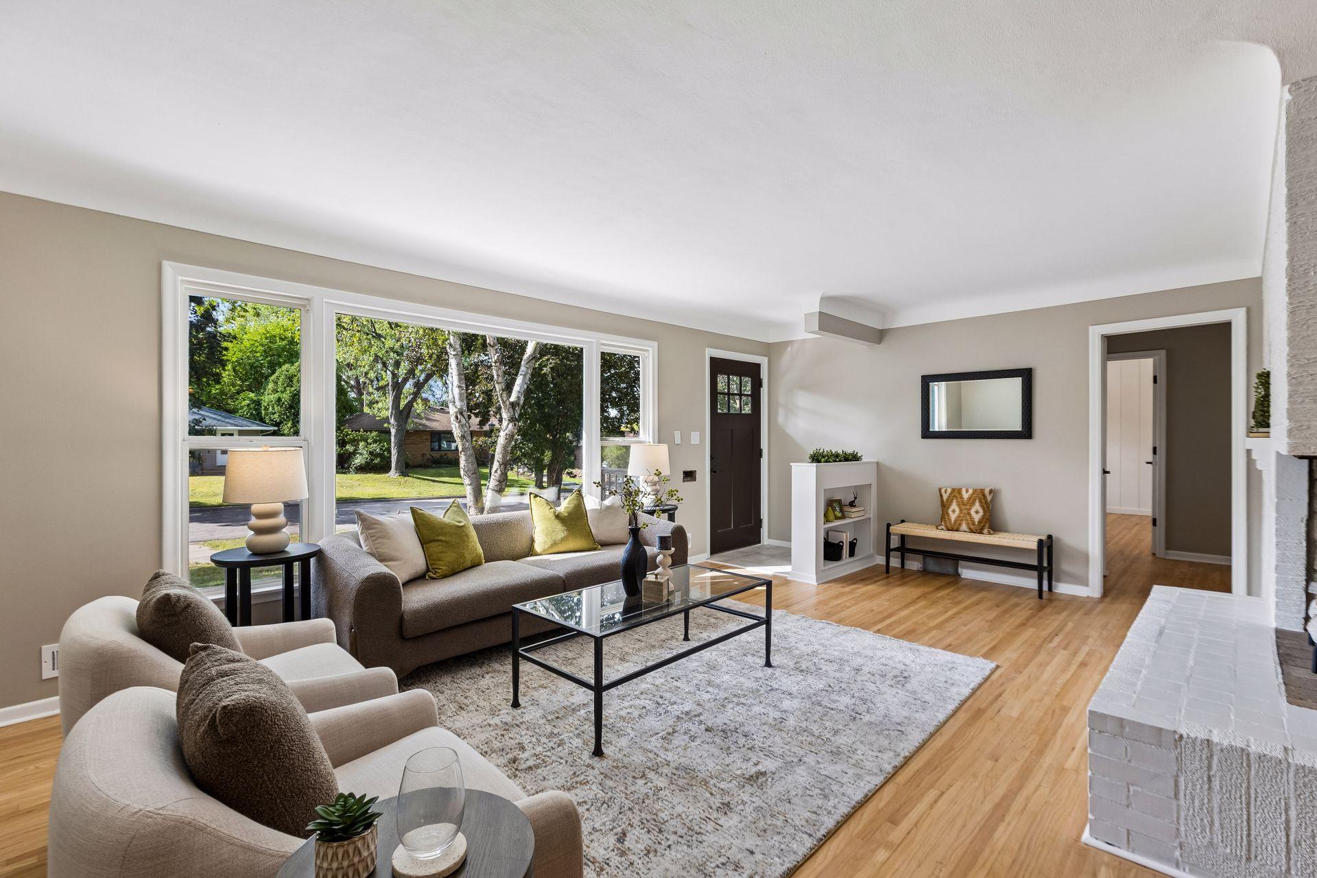 View of Residential at 1947 Yorkshire Court, Saint Paul MN 55116, Saint Paul (7 of 39) - Mike Wilen | Minnesota Team Real Estate