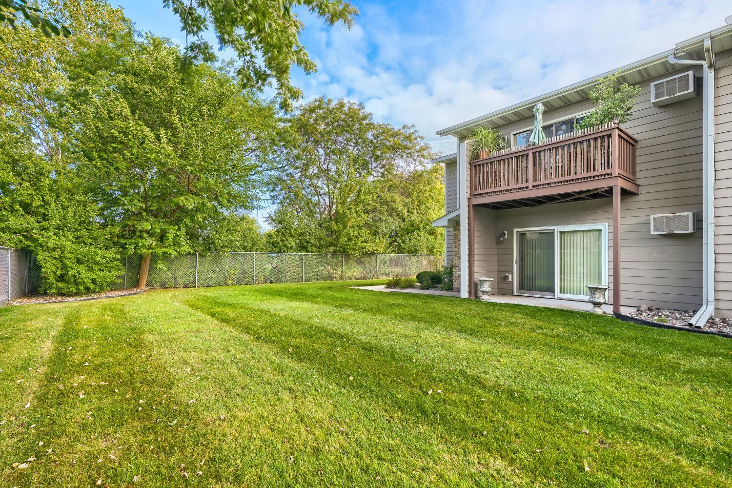 View of Residential at 4515 Cinnamon Ridge Trail #A, Eagan MN 55122, Eagan (26 of 28) - Mike Wilen | Minnesota Team Real Estate