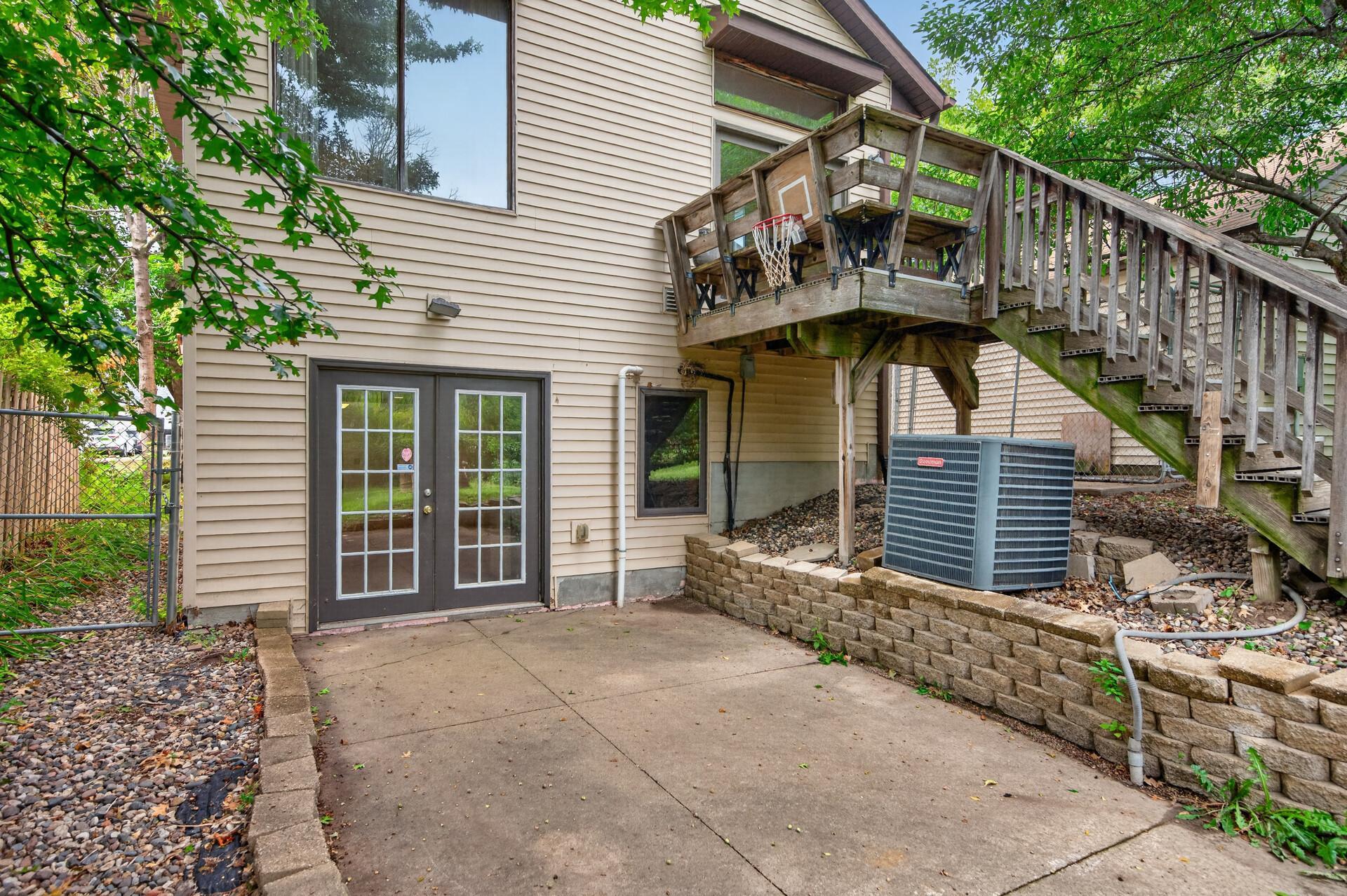 View of Residential at 412 Hazel Street, Saint Paul MN 55119, Saint Paul (42 of 47) - Mike Wilen | Minnesota Team Real Estate
