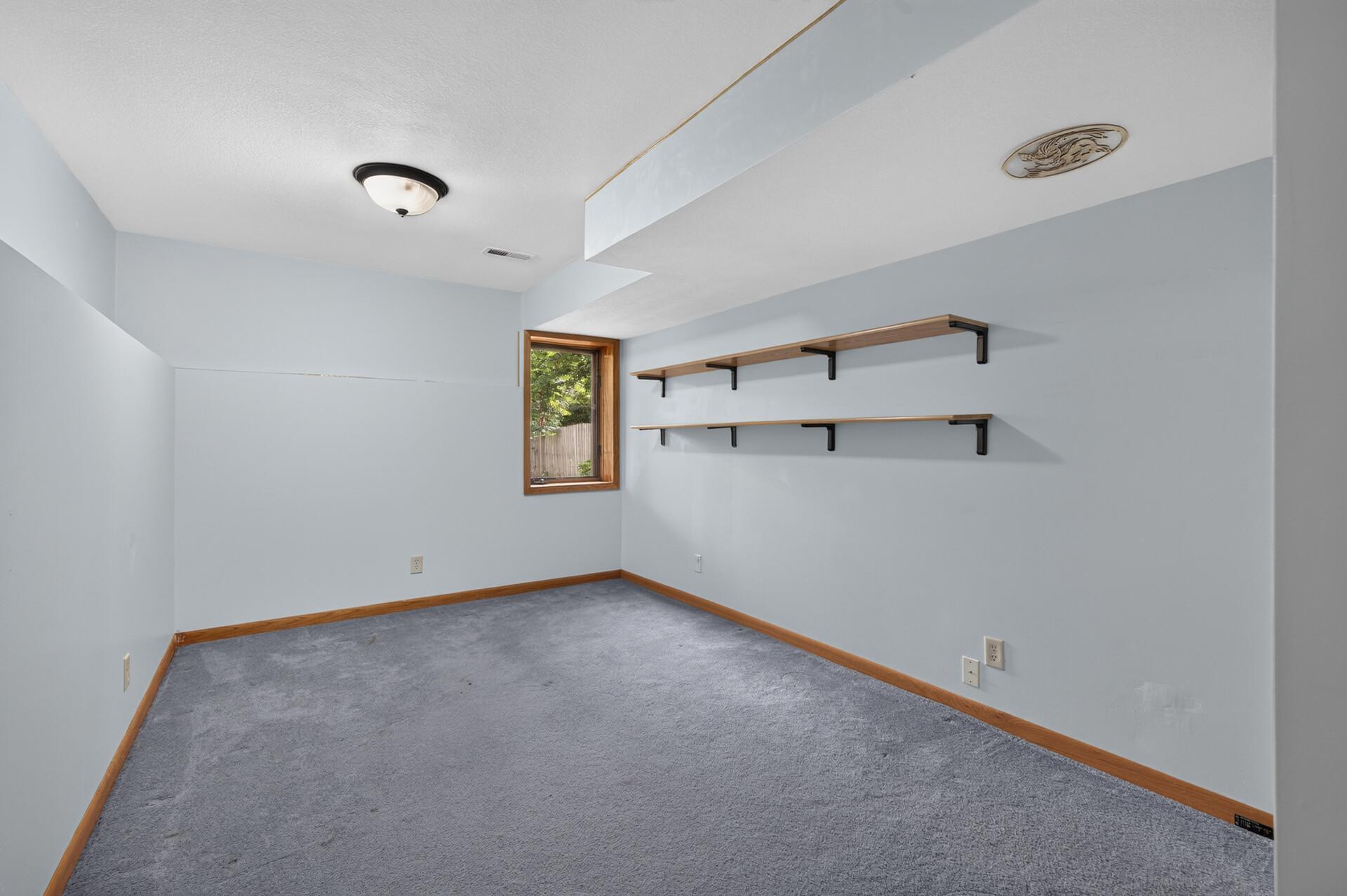 View of Residential at 412 Hazel Street, Saint Paul MN 55119, Saint Paul (38 of 47) - Mike Wilen | Minnesota Team Real Estate
