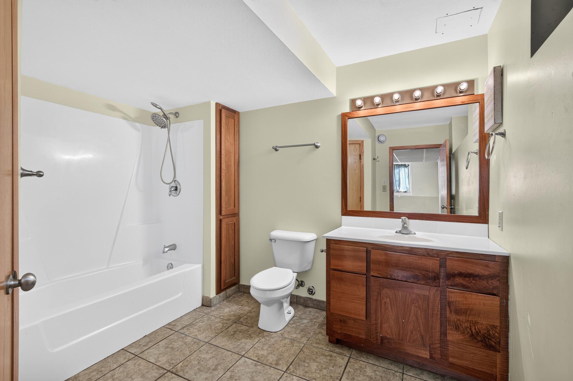 View of Residential at 412 Hazel Street, Saint Paul MN 55119, Saint Paul (37 of 47) - Mike Wilen | Minnesota Team Real Estate