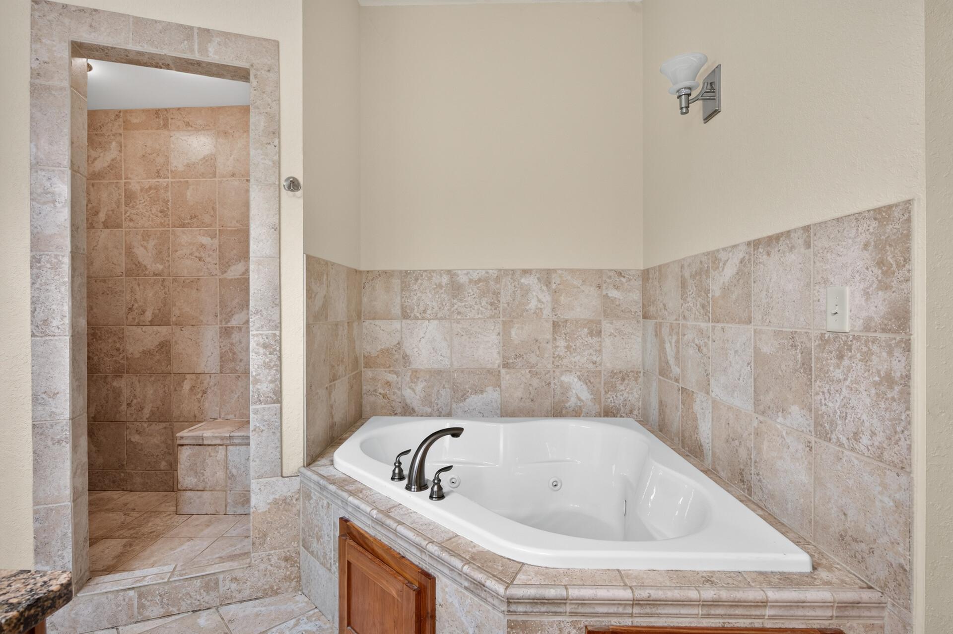 View of Residential at 412 Hazel Street, Saint Paul MN 55119, Saint Paul (26 of 47) - Mike Wilen | Minnesota Team Real Estate