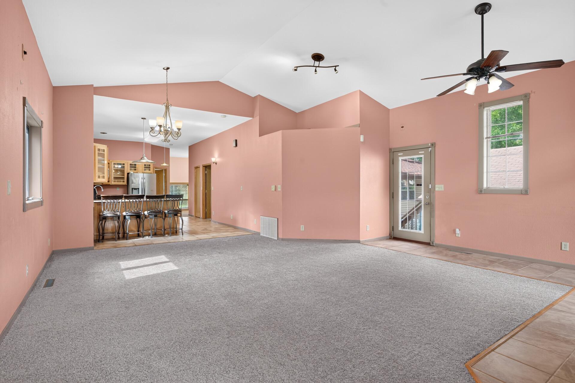 View of Residential at 412 Hazel Street, Saint Paul MN 55119, Saint Paul (21 of 47) - Mike Wilen | Minnesota Team Real Estate
