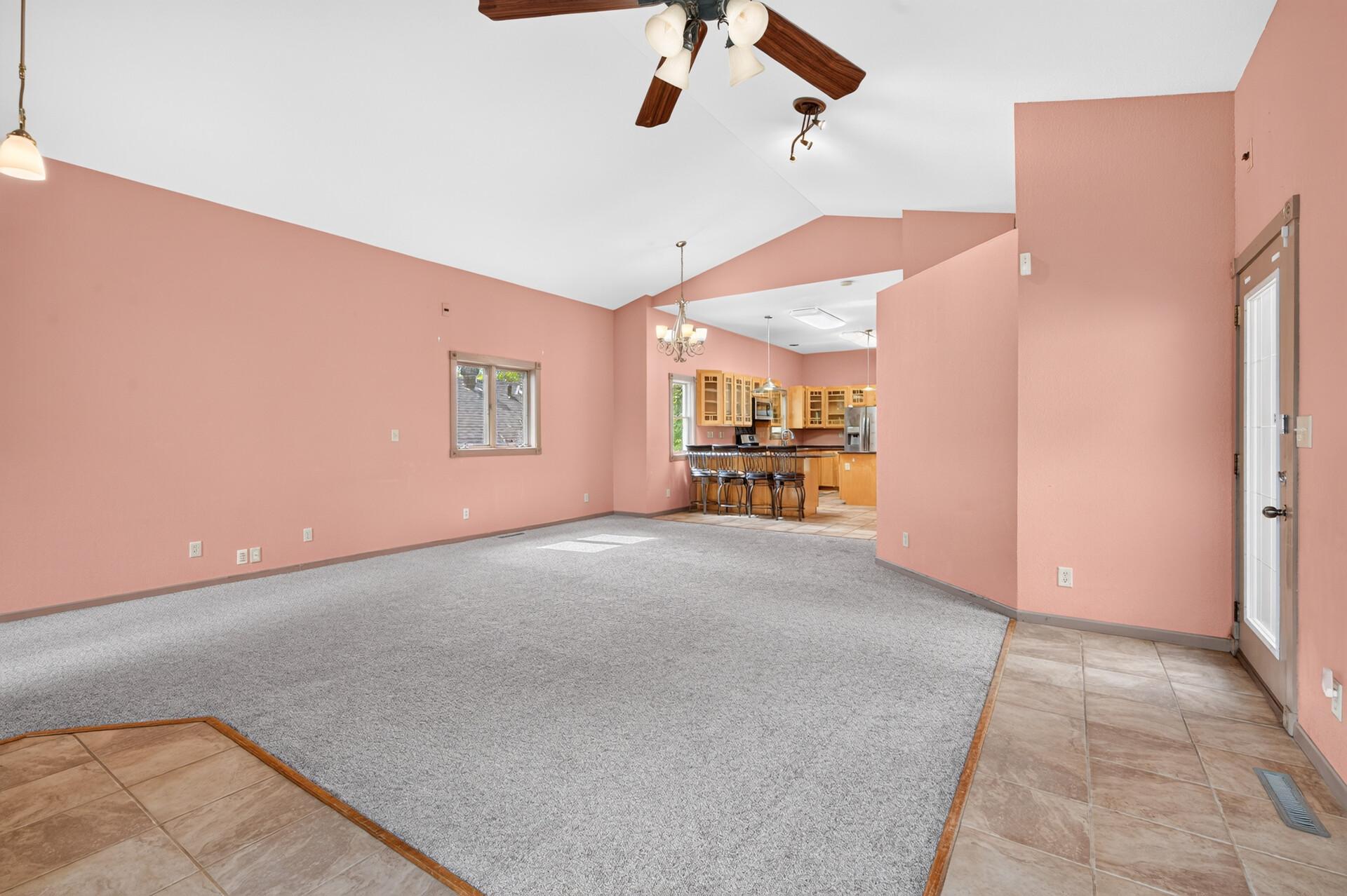 View of Residential at 412 Hazel Street, Saint Paul MN 55119, Saint Paul (20 of 47) - Mike Wilen | Minnesota Team Real Estate