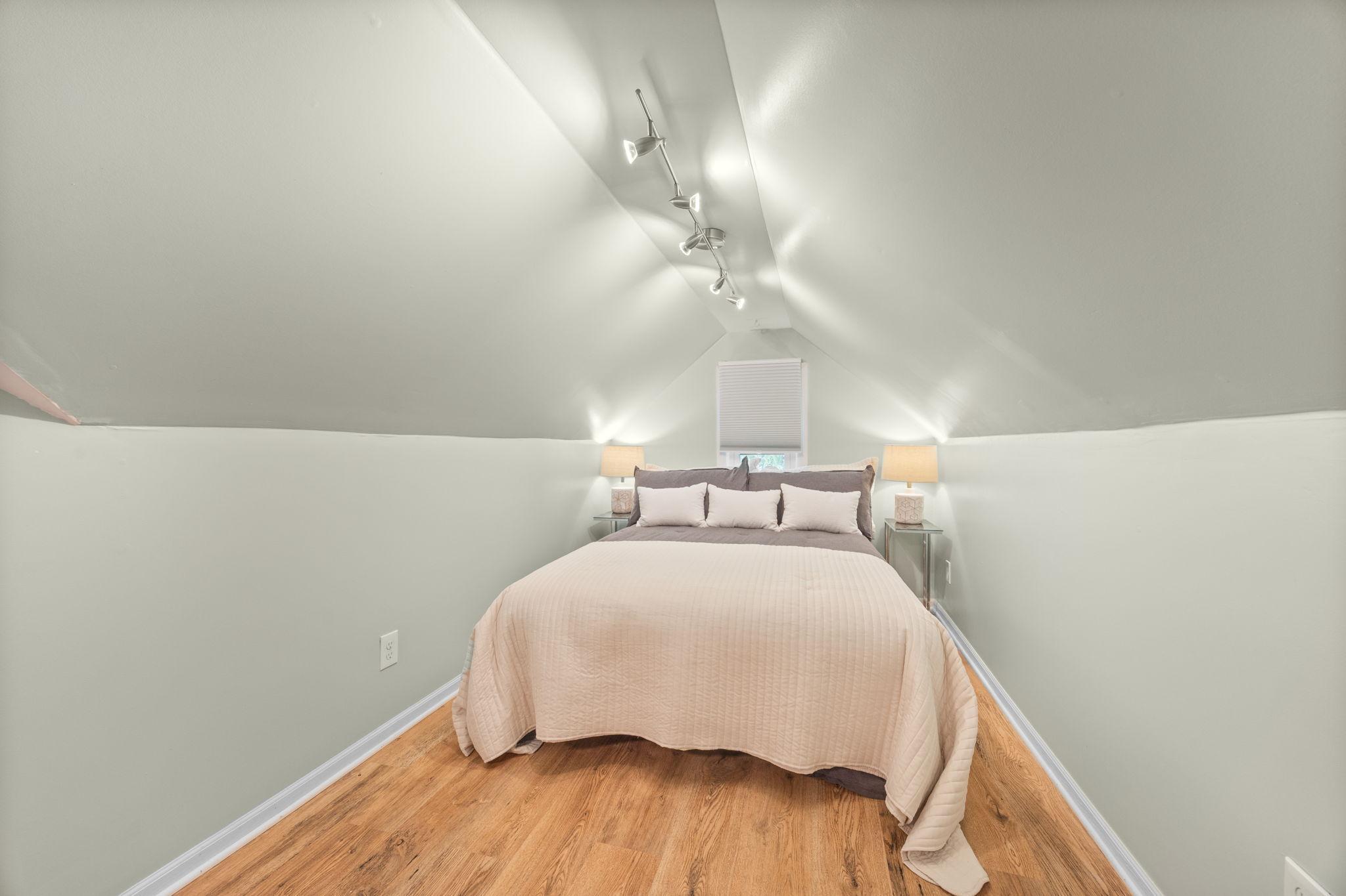 View of Residential at 4445 30th Avenue, Minneapolis MN 55406, Minneapolis (19 of 39) - Mike Wilen | Minnesota Team Real Estate