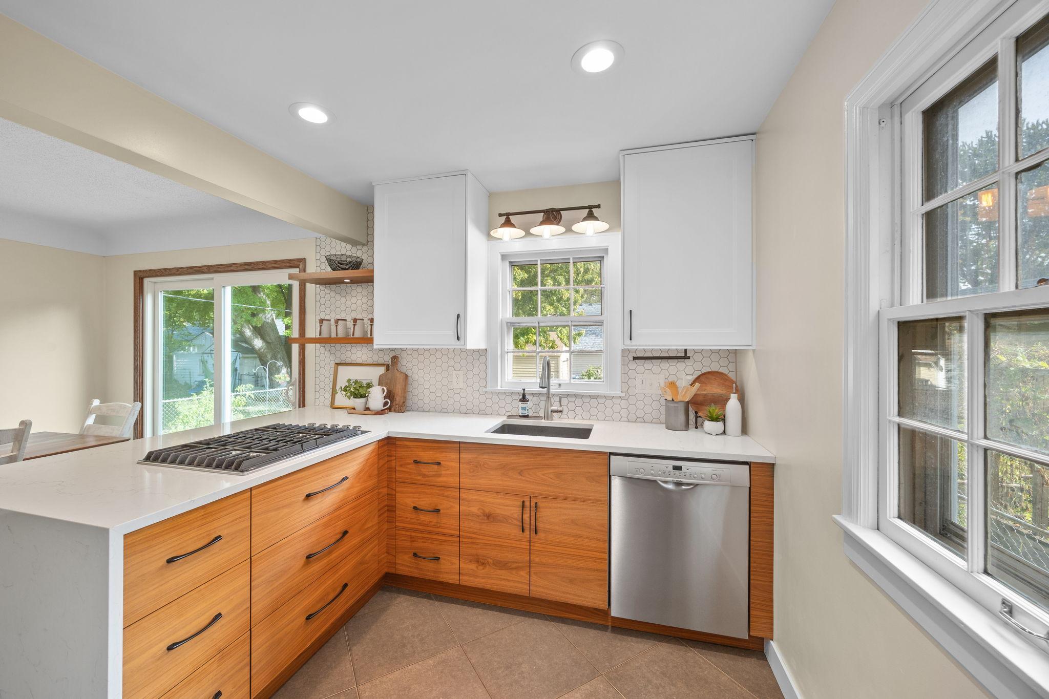 View of Residential at 4445 30th Avenue, Minneapolis MN 55406, Minneapolis (13 of 39) - Mike Wilen | Minnesota Team Real Estate