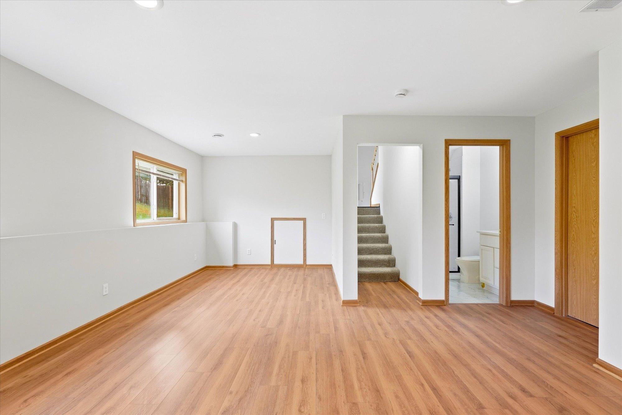 View of Residential at 342 Parkview Lane, Maplewood MN 55119, Maplewood (28 of 41) - Mike Wilen | Minnesota Team Real Estate
