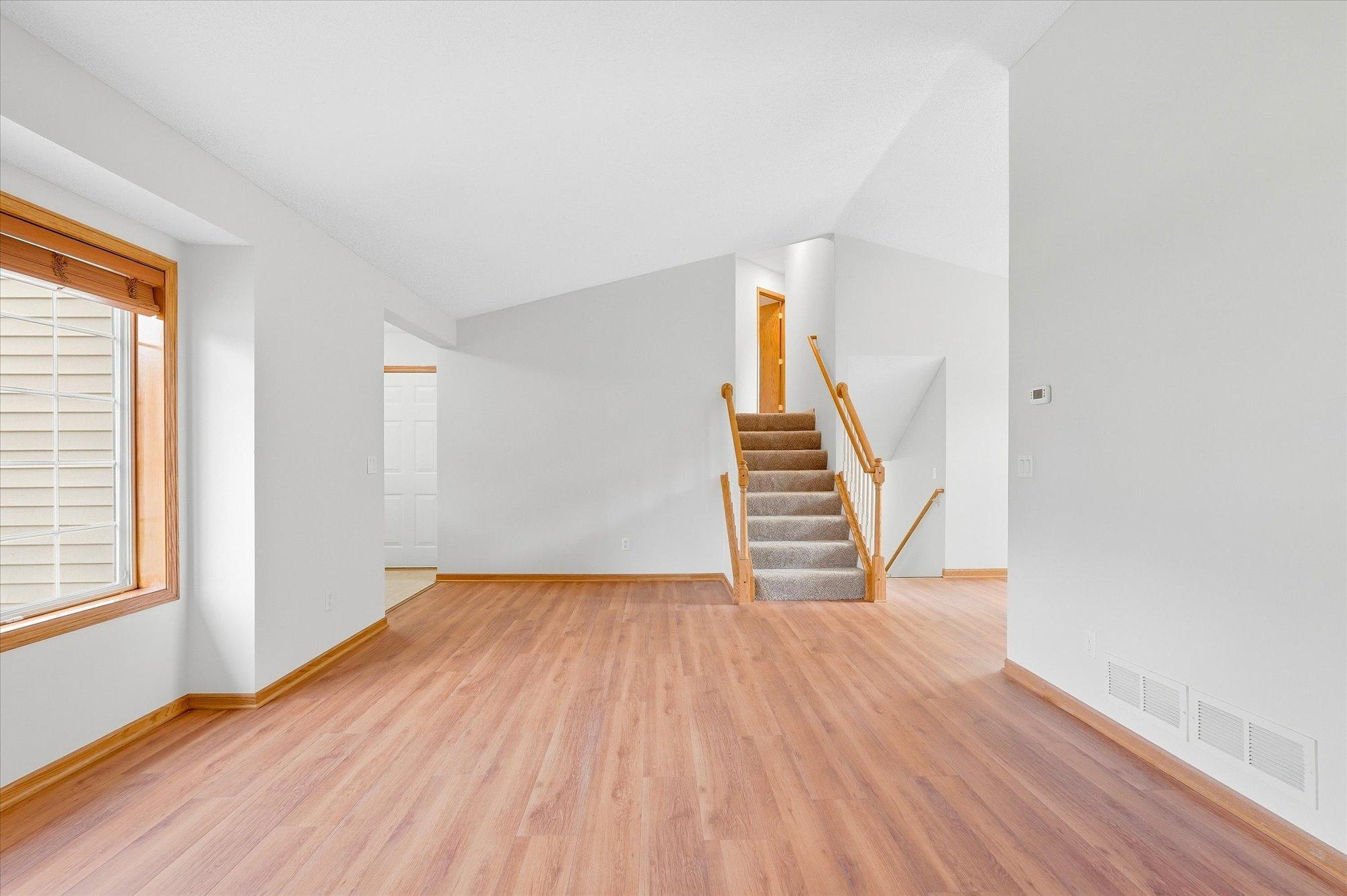 View of Residential at 342 Parkview Lane, Maplewood MN 55119, Maplewood (8 of 15) - Mike Wilen | Minnesota Team Real Estate