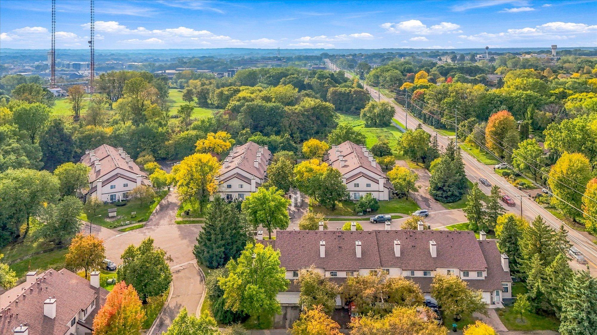 View of Residential at 4068 Wilshire Circle #43, Shoreview MN 55126, Shoreview (38 of 44) - Mike Wilen | Minnesota Team Real Estate