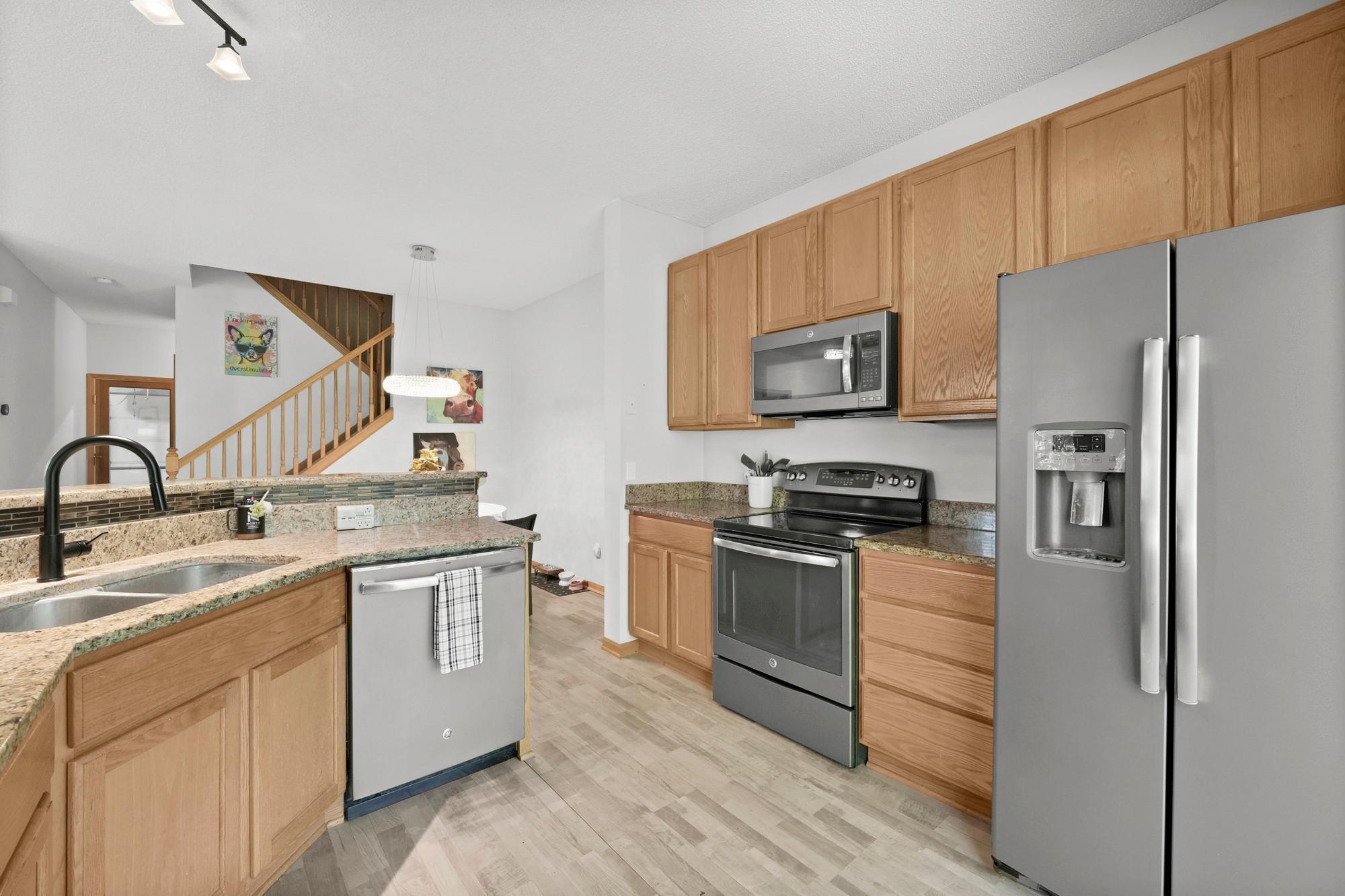 View of Residential at 16914 79th Avenue, Maple Grove MN 55311, Maple Grove (18 of 40) - Mike Wilen | Minnesota Team Real Estate