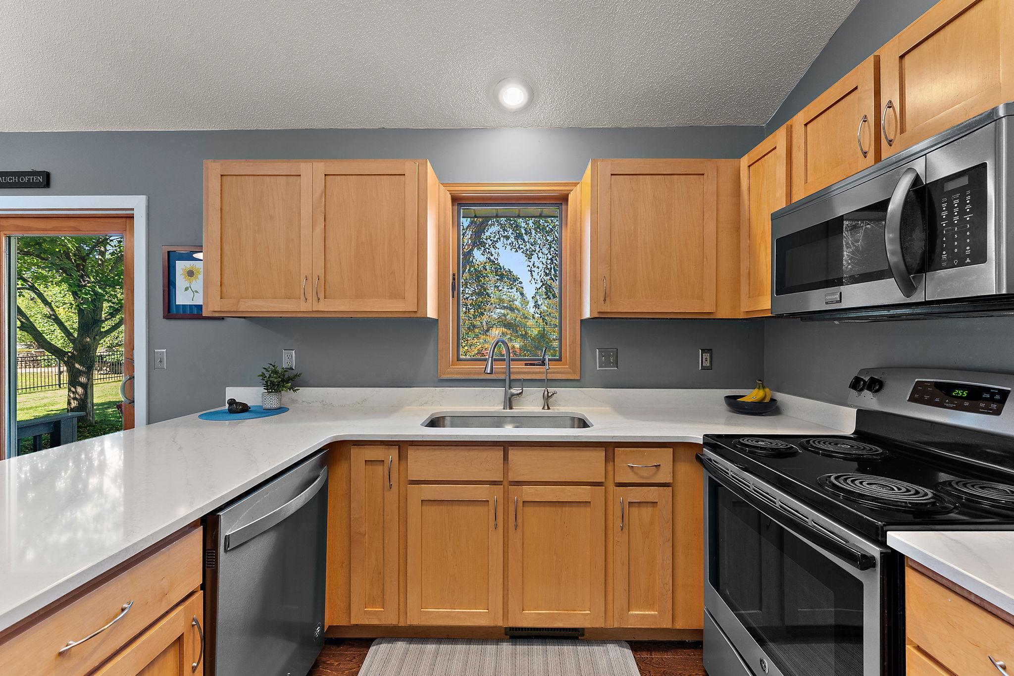View of Residential at 9056 Sequoia Road, Woodbury MN 55125, Woodbury (11 of 41) - Mike Wilen | Minnesota Team Real Estate