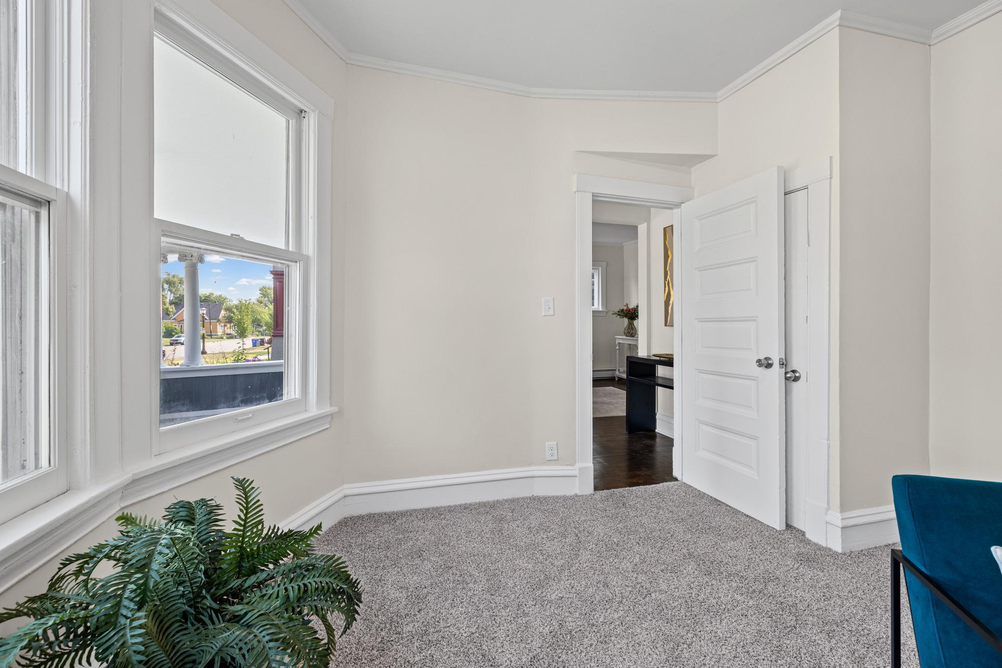 View of Residential at 892 Marshall Avenue, Saint Paul MN 55104, Saint Paul (8 of 53) - Mike Wilen | Minnesota Team Real Estate