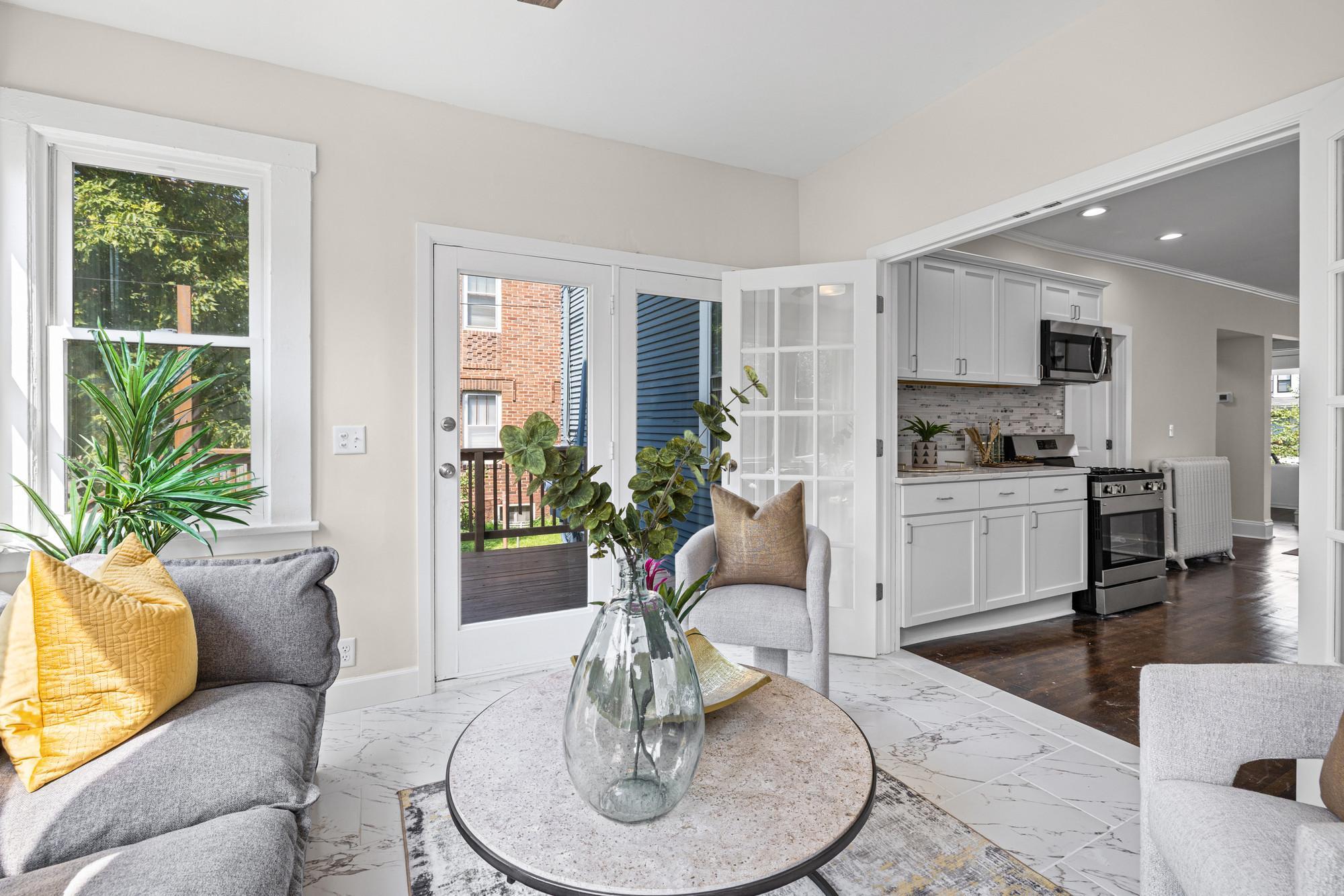 View of Residential at 892 Marshall Avenue, Saint Paul MN 55104, Saint Paul (16 of 53) - Mike Wilen | Minnesota Team Real Estate