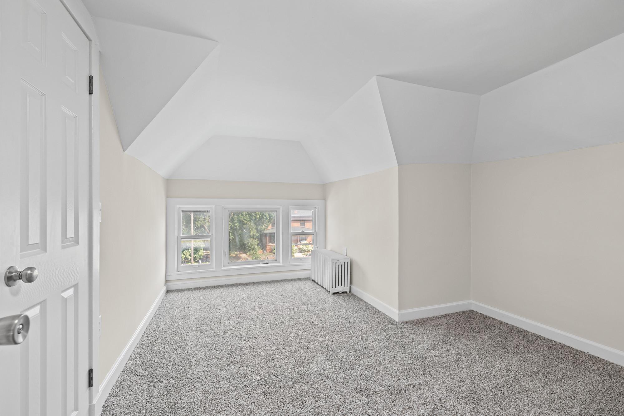 View of Residential at 892 Marshall Avenue, Saint Paul MN 55104, Saint Paul (24 of 53) - Mike Wilen | Minnesota Team Real Estate