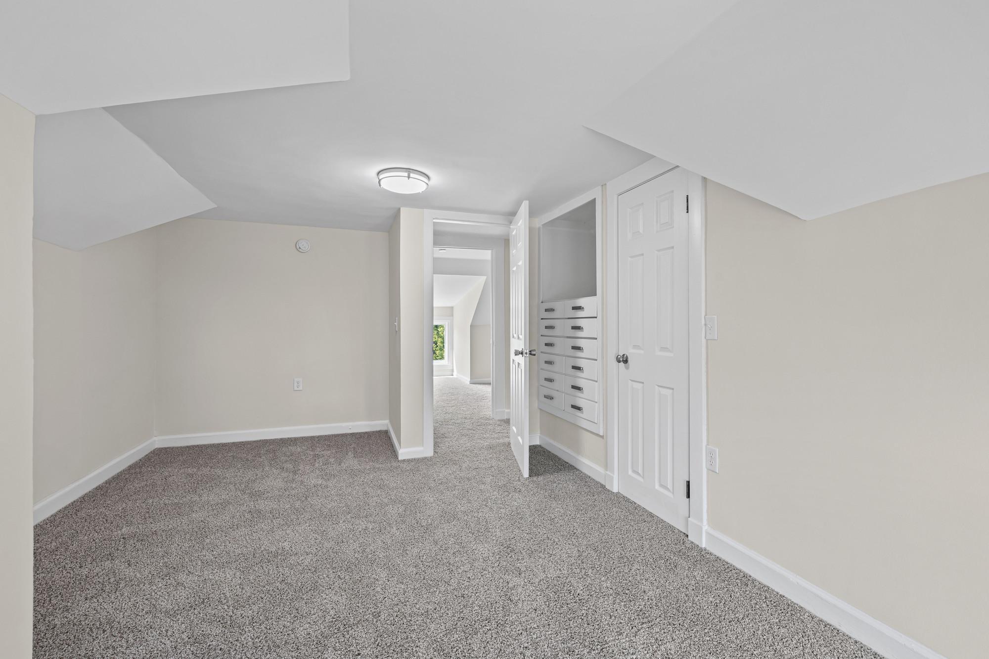 View of Residential at 892 Marshall Avenue, Saint Paul MN 55104, Saint Paul (26 of 53) - Mike Wilen | Minnesota Team Real Estate