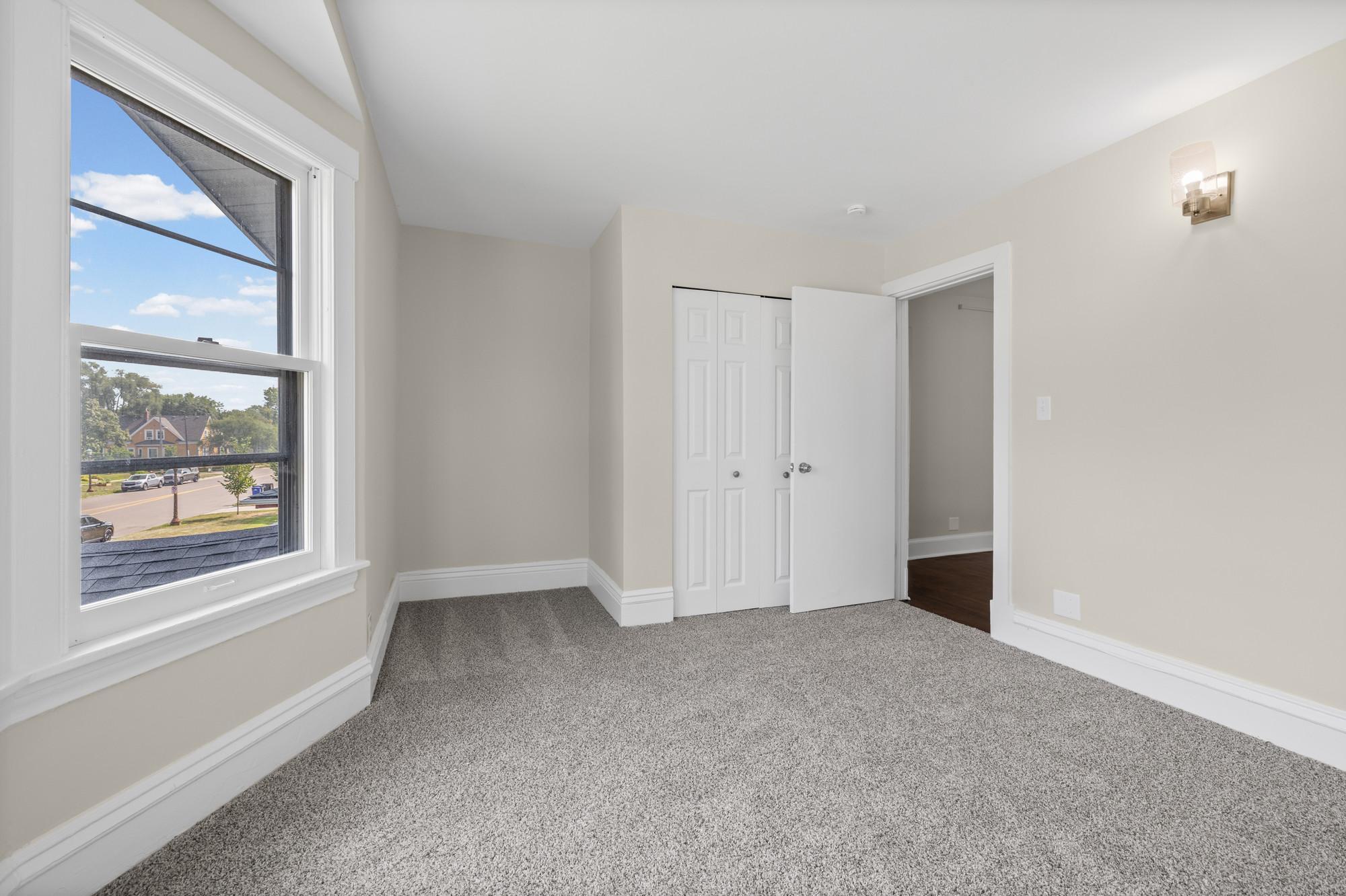 View of Residential at 892 Marshall Avenue, Saint Paul MN 55104, Saint Paul (41 of 53) - Mike Wilen | Minnesota Team Real Estate