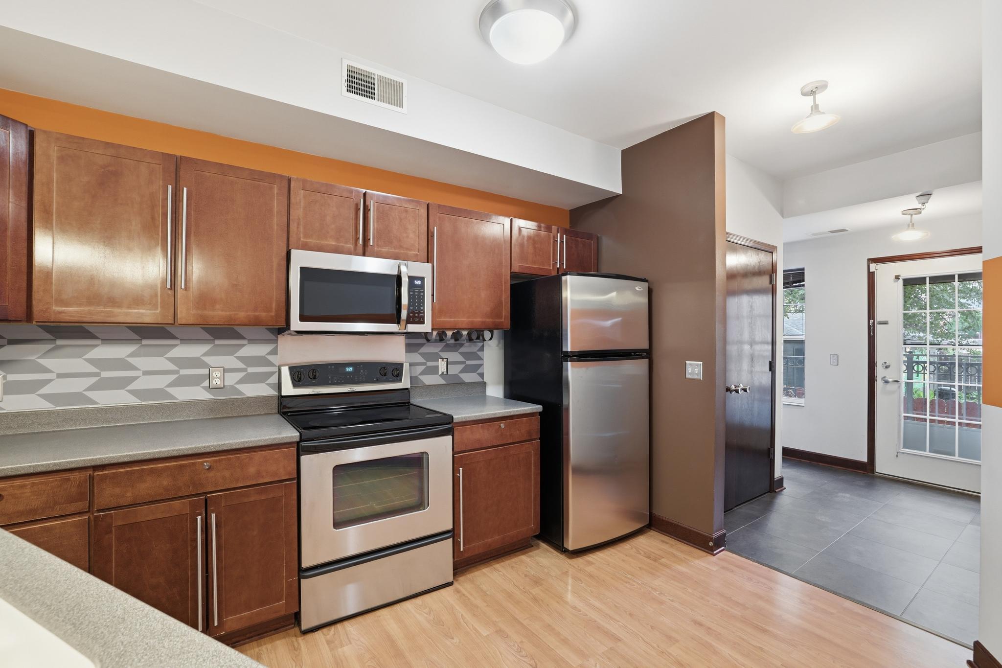 View of Residential at 312 18th Street, Minneapolis MN 55404, Minneapolis (8 of 24) - Mike Wilen | Minnesota Team Real Estate