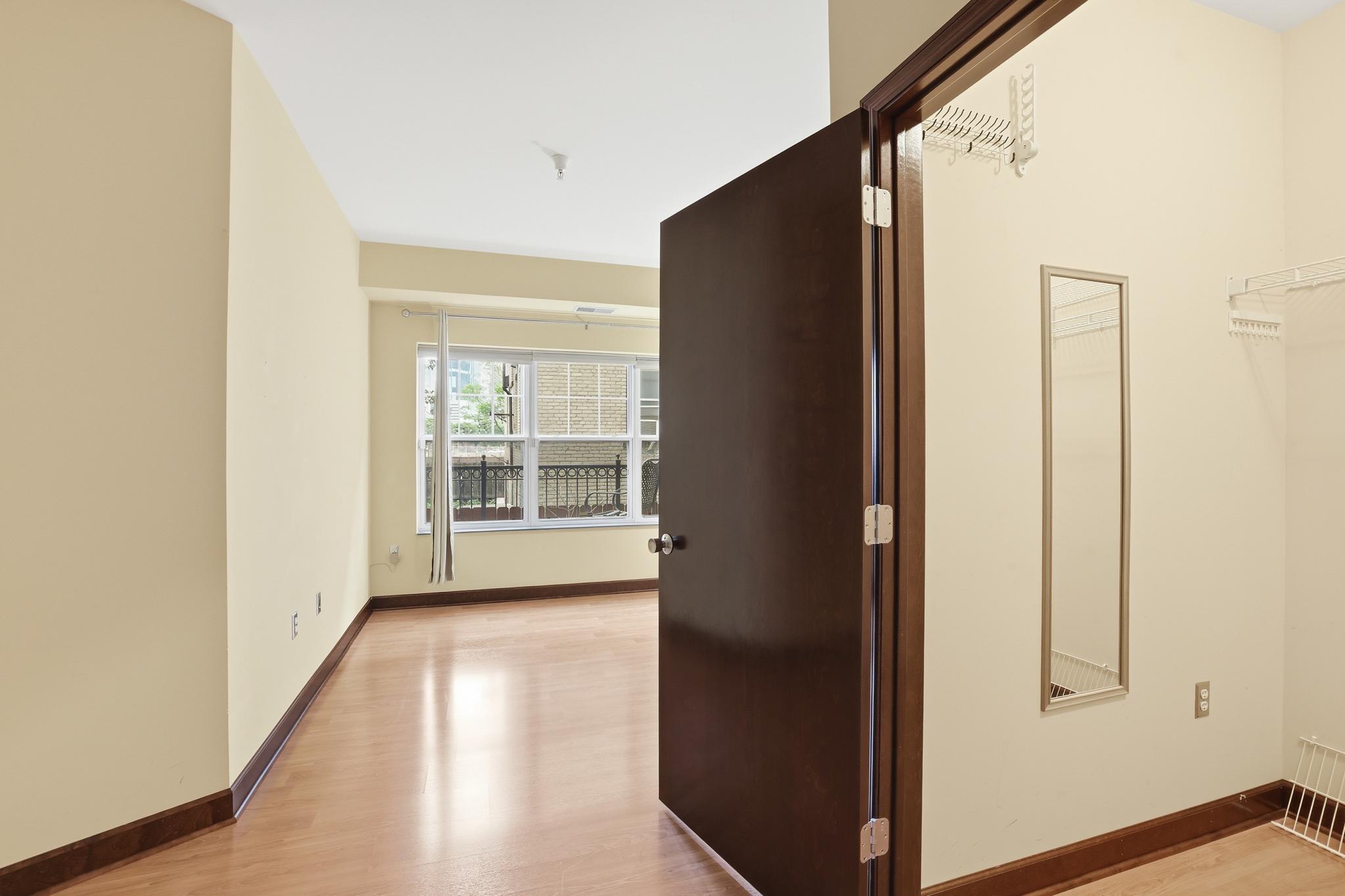 View of Residential at 312 18th Street, Minneapolis MN 55404, Minneapolis (14 of 24) - Mike Wilen | Minnesota Team Real Estate