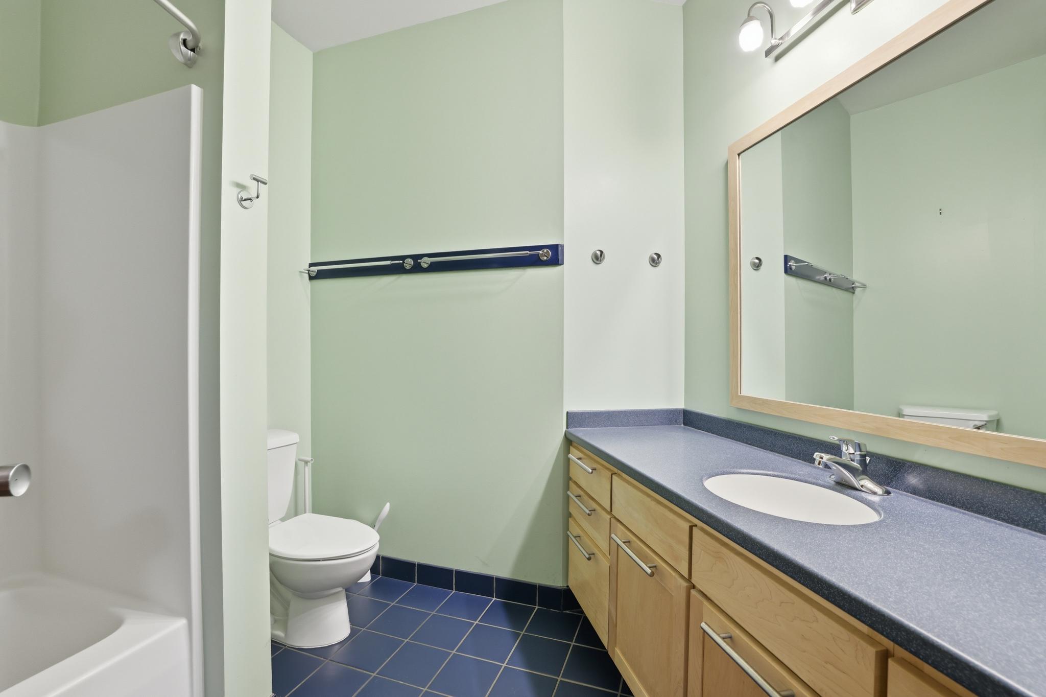 View of Residential at 312 18th Street, Minneapolis MN 55404, Minneapolis (17 of 24) - Mike Wilen | Minnesota Team Real Estate