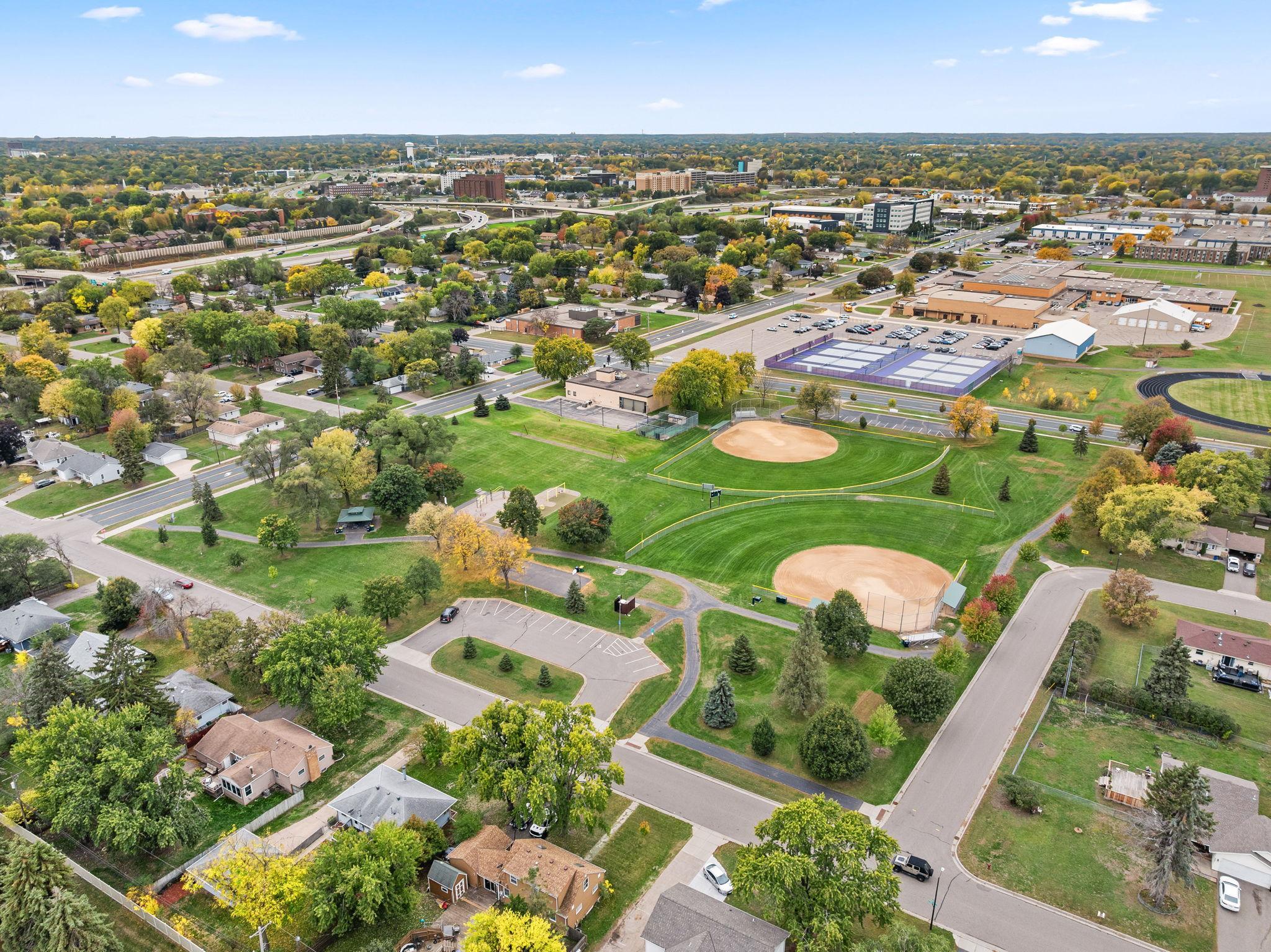 View of Residential at 6607 Colfax Avenue, Brooklyn Center MN 55430, Brooklyn Center (22 of 26) - Mike Wilen | Minnesota Team Real Estate
