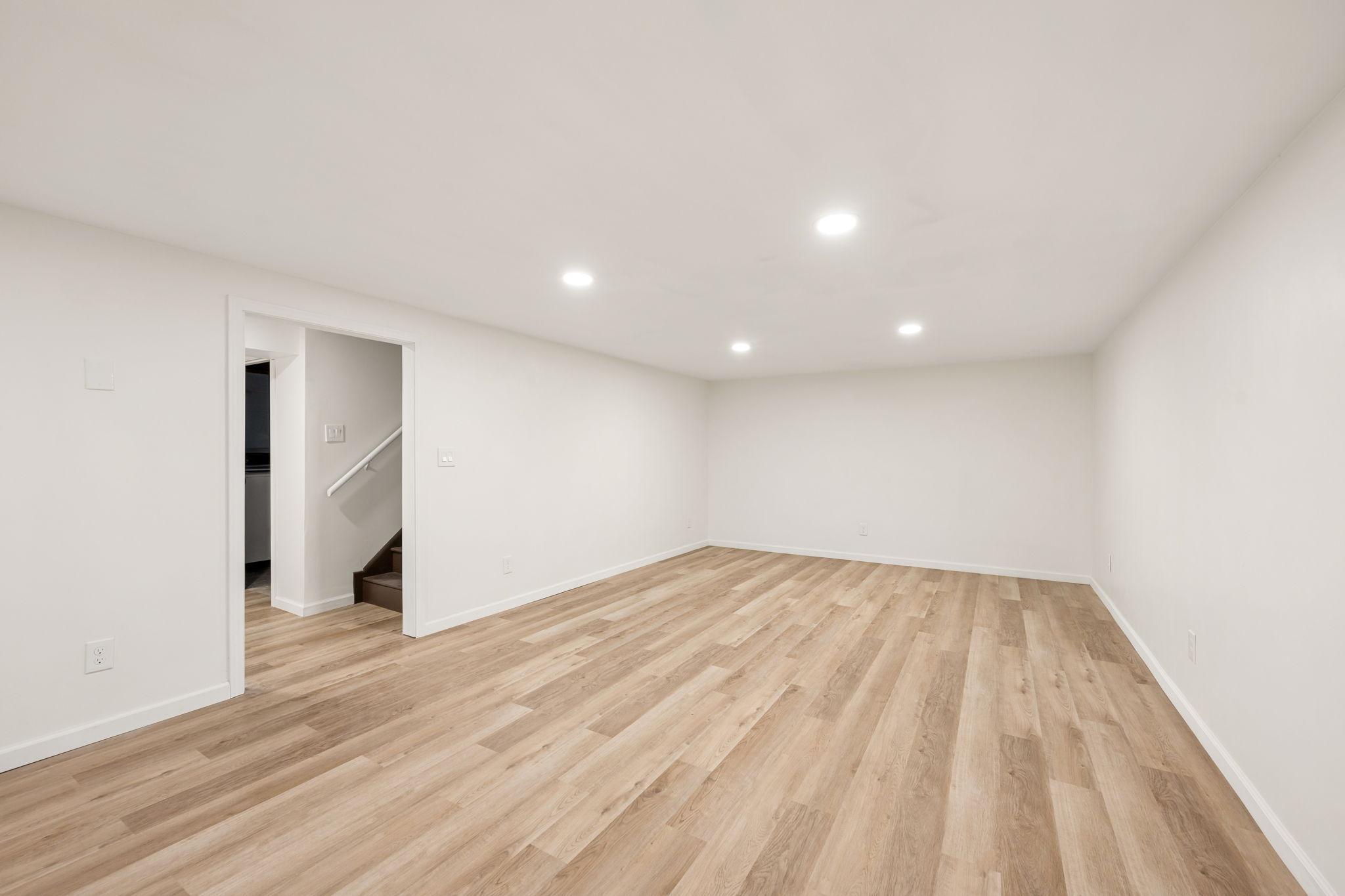 View of Residential at 6607 Colfax Avenue, Brooklyn Center MN 55430, Brooklyn Center (10 of 26) - Mike Wilen | Minnesota Team Real Estate
