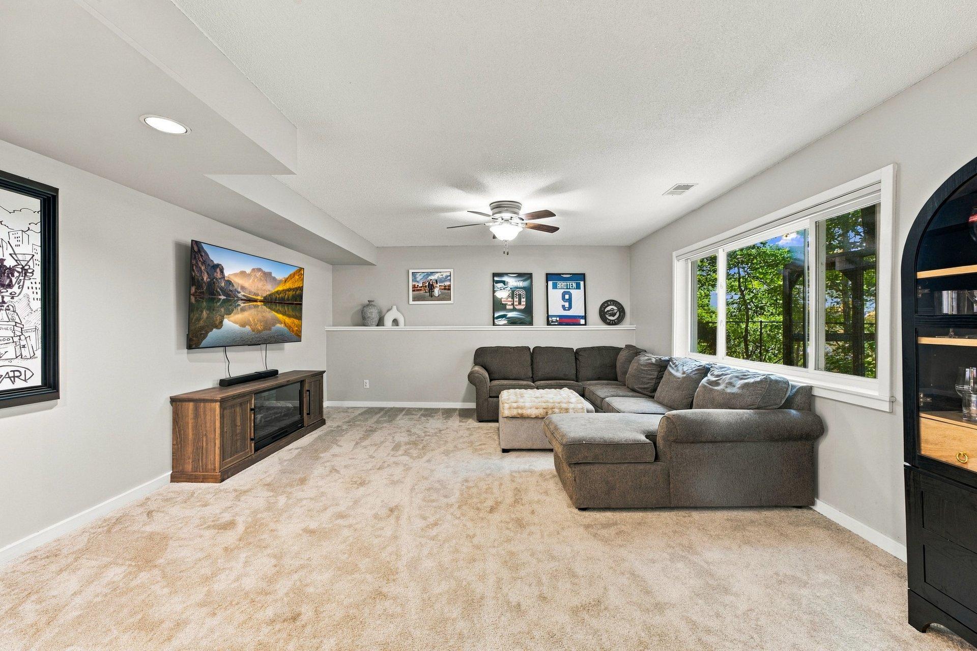 View of Residential at 60 Imperial Drive, West Saint Paul MN 55118, West Saint Paul (31 of 50) - Mike Wilen | Minnesota Team Real Estate