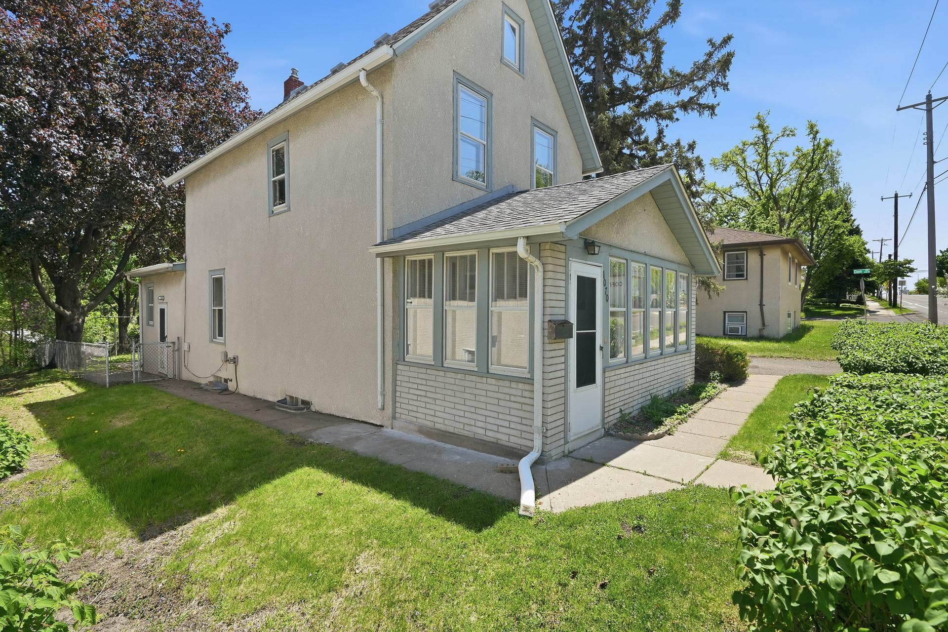 View of Residential at 1070 Dale Street, Saint Paul MN 55117, Saint Paul (4 of 38) - Mike Wilen | Minnesota Team Real Estate