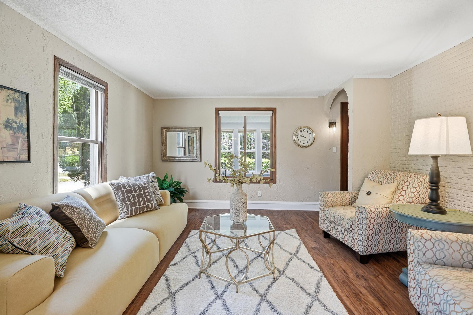 View of Residential at 1070 Dale Street, Saint Paul MN 55117, Saint Paul (18 of 38) - Mike Wilen | Minnesota Team Real Estate