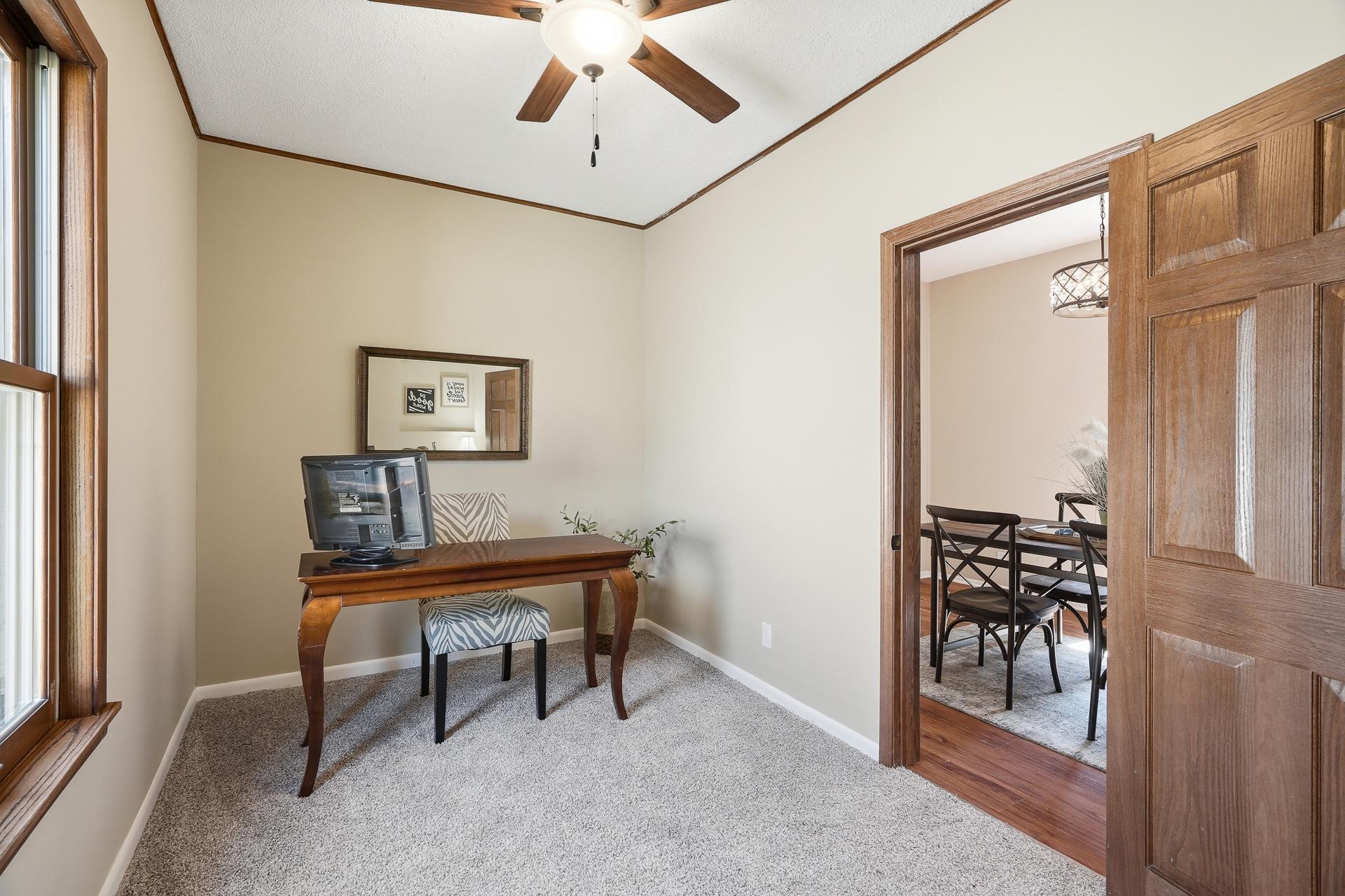 View of Residential at 1070 Dale Street, Saint Paul MN 55117, Saint Paul (25 of 38) - Mike Wilen | Minnesota Team Real Estate