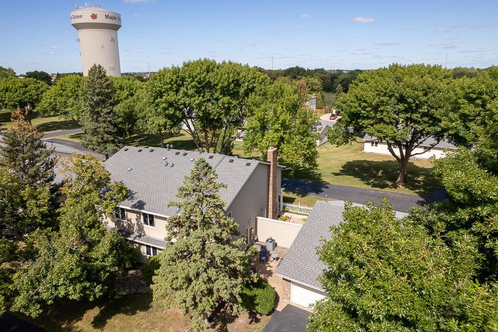 View of Residential at 9478 Ranchview Lane, Maple Grove MN 55369, Maple Grove (31 of 35) - Mike Wilen | Minnesota Team Real Estate