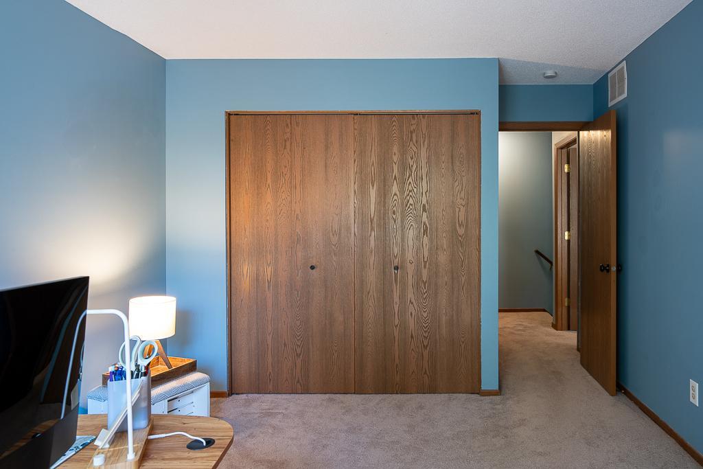 View of Residential at 9478 Ranchview Lane, Maple Grove MN 55369, Maple Grove (27 of 35) - Mike Wilen | Minnesota Team Real Estate