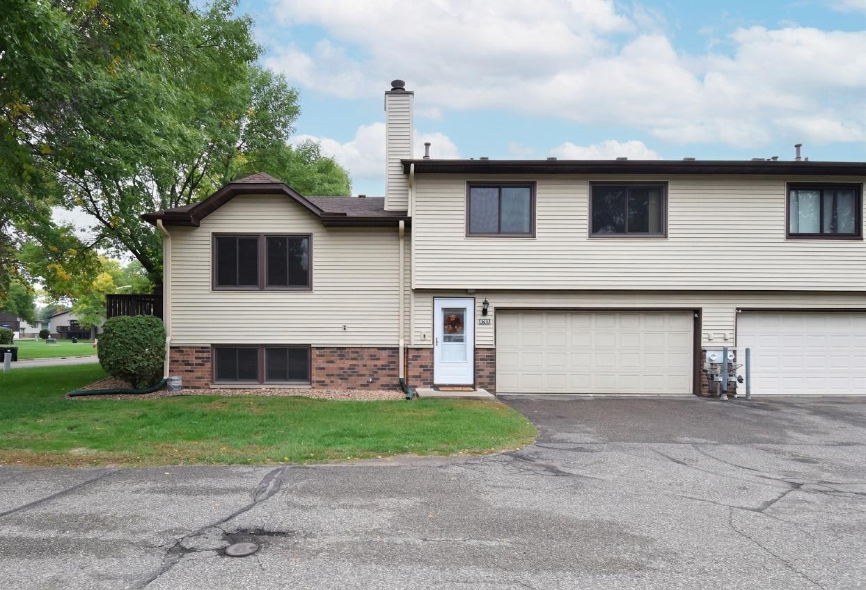 View of Residential at 8724 Maplebrook Circle, Brooklyn Park MN 55445, Brooklyn Park (2 of 23) - Mike Wilen | Minnesota Team Real Estate