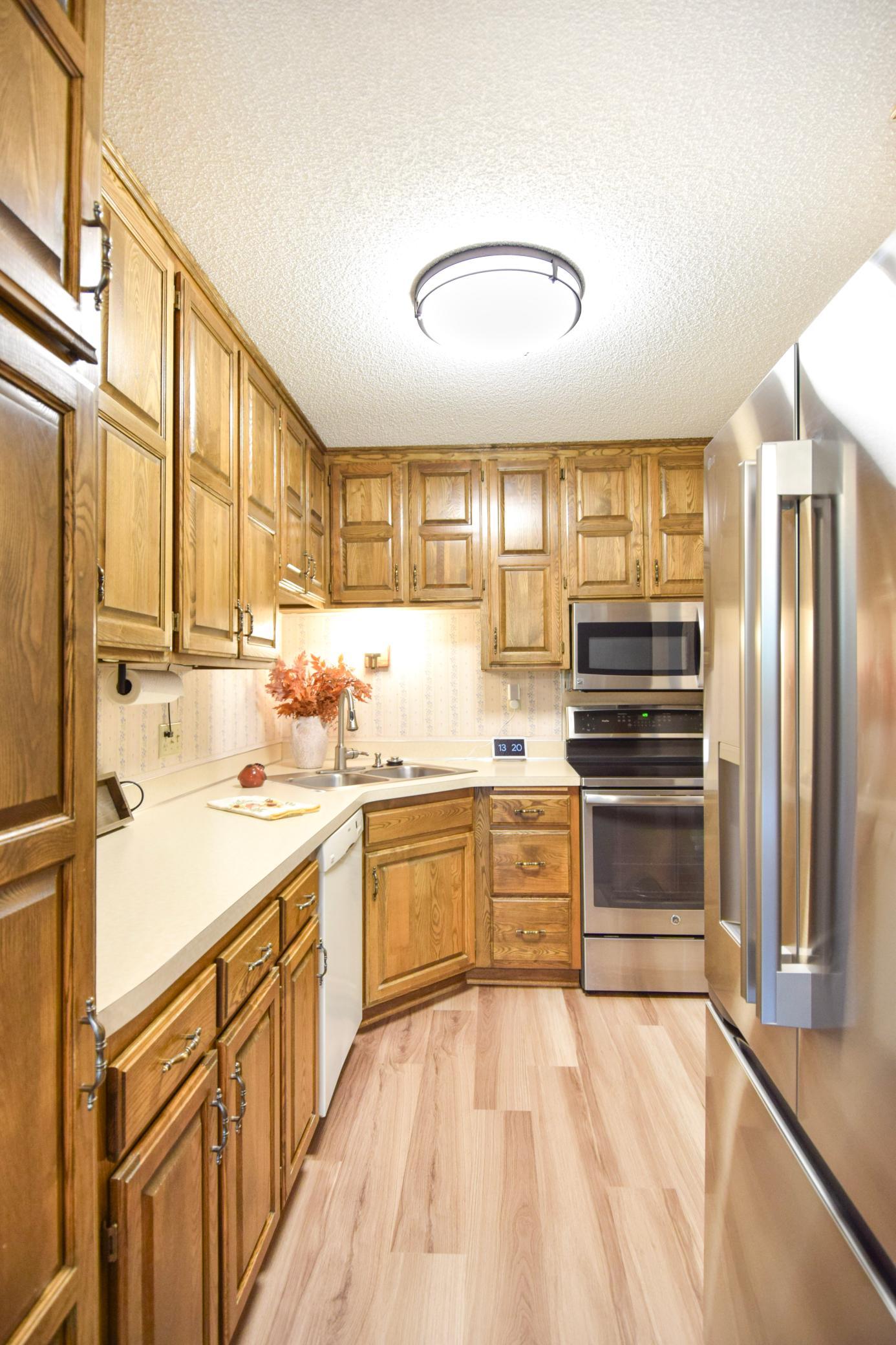 View of Residential at 8724 Maplebrook Circle, Brooklyn Park MN 55445, Brooklyn Park (7 of 23) - Mike Wilen | Minnesota Team Real Estate