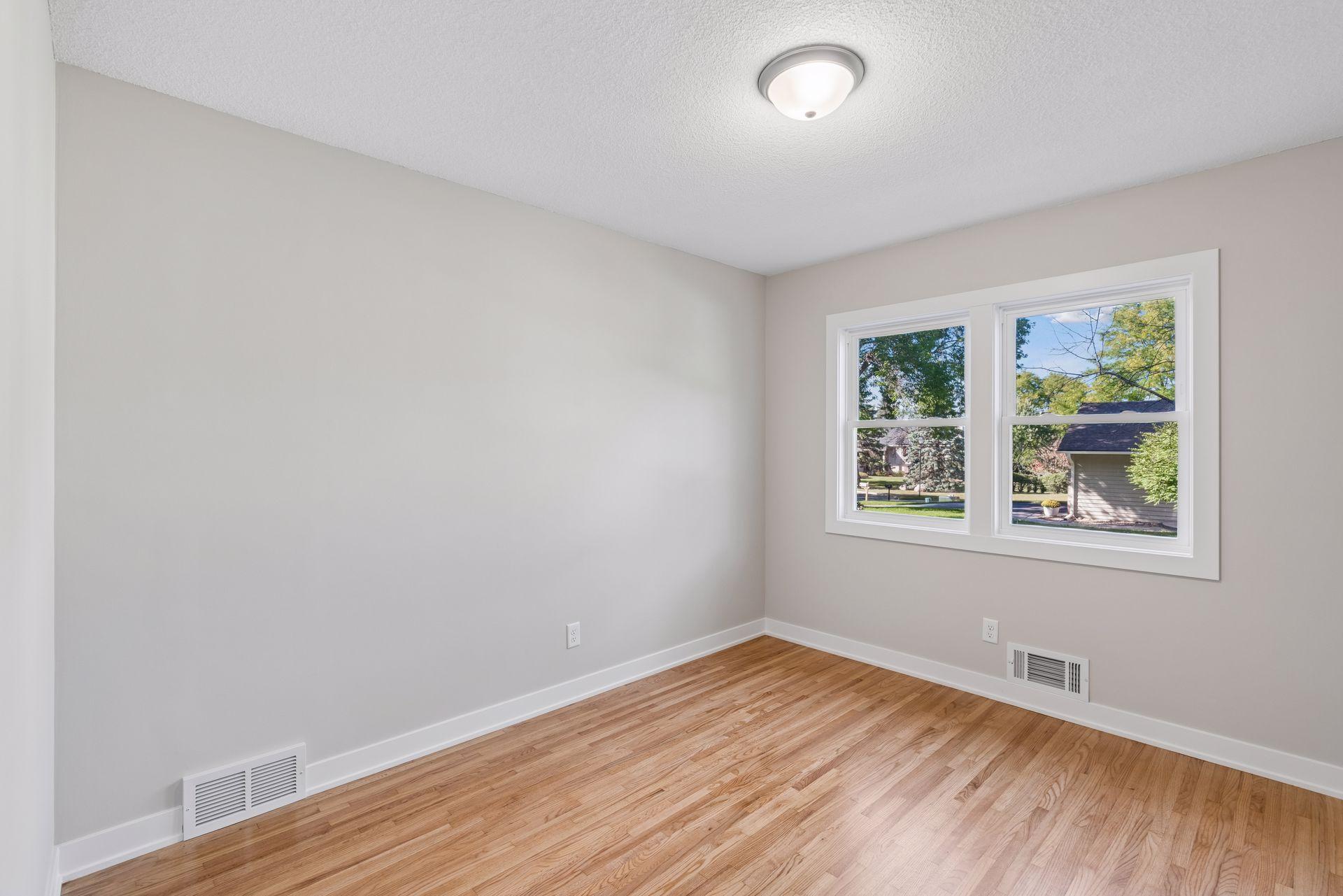 View of Residential at 15001 Oakland Avenue, Burnsville MN 55306, Burnsville (14 of 30) - Mike Wilen | Minnesota Team Real Estate