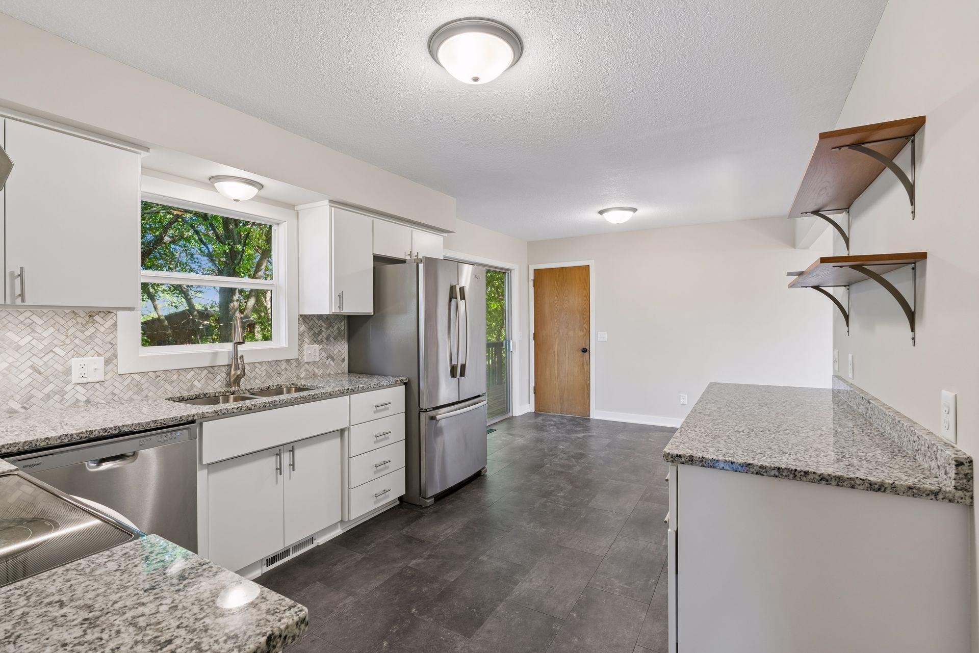 View of Residential at 15001 Oakland Avenue, Burnsville MN 55306, Burnsville (6 of 30) - Mike Wilen | Minnesota Team Real Estate