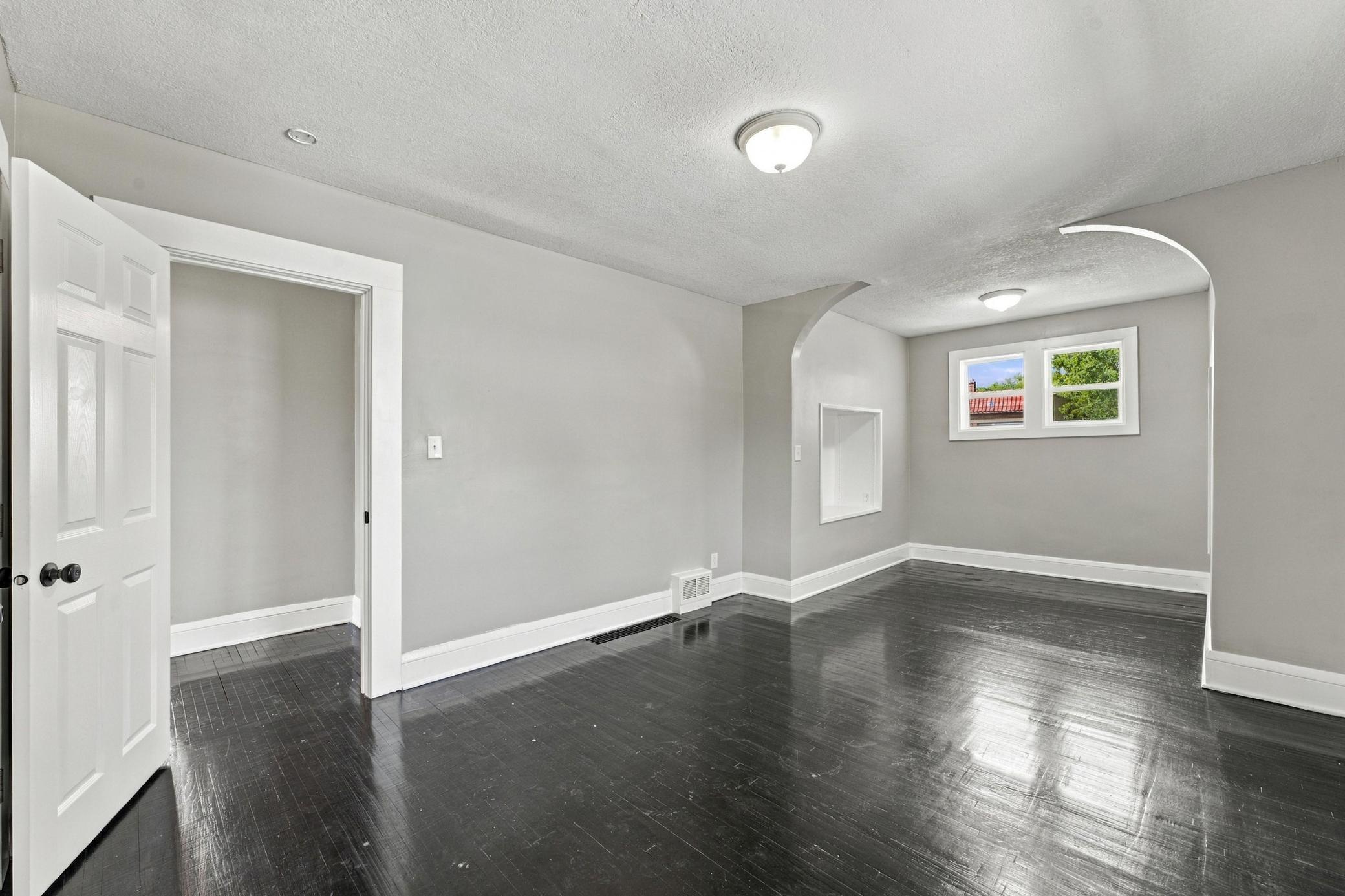 View of Residential at 2810 Penn Avenue, Minneapolis MN 55411, Minneapolis (24 of 39) - Mike Wilen | Minnesota Team Real Estate