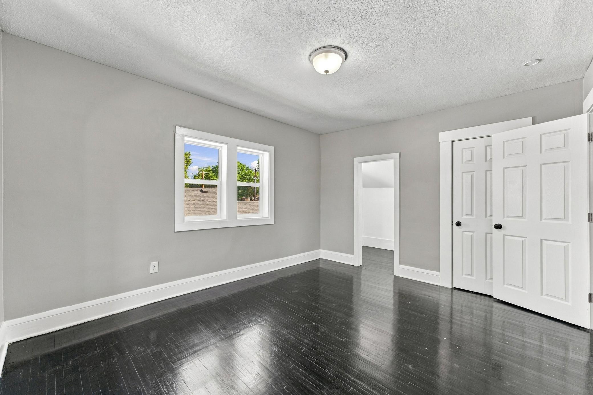 View of Residential at 2810 Penn Avenue, Minneapolis MN 55411, Minneapolis (20 of 39) - Mike Wilen | Minnesota Team Real Estate