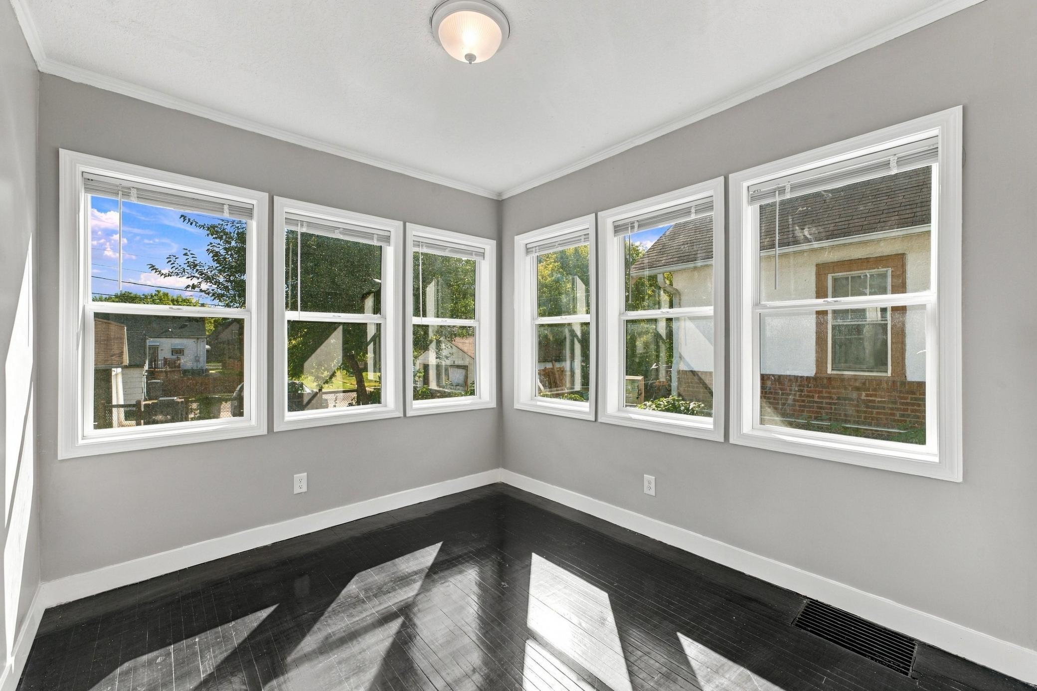 View of Residential at 2810 Penn Avenue, Minneapolis MN 55411, Minneapolis (18 of 39) - Mike Wilen | Minnesota Team Real Estate