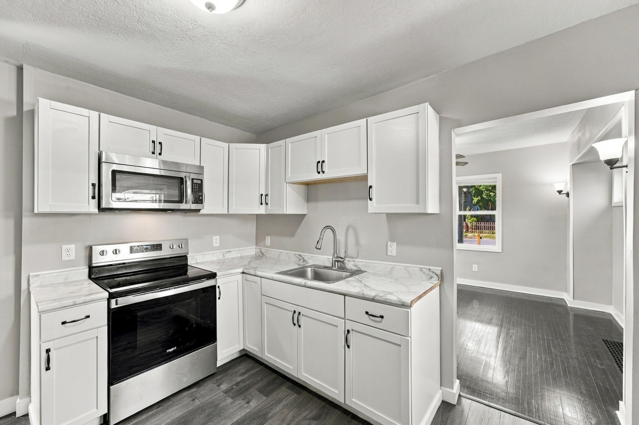 View of Residential at 2810 Penn Avenue, Minneapolis MN 55411, Minneapolis (13 of 39) - Mike Wilen | Minnesota Team Real Estate