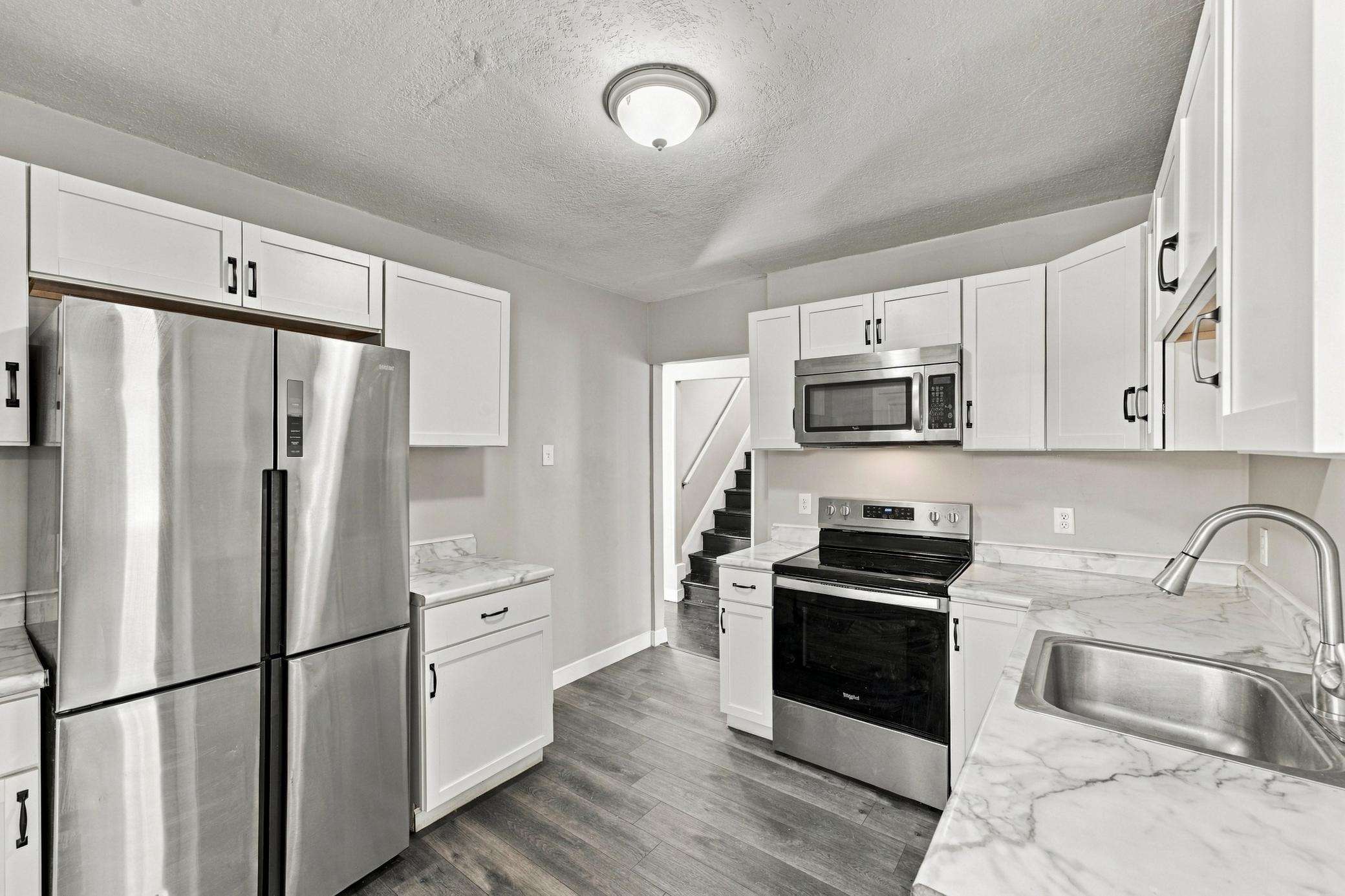 View of Residential at 2810 Penn Avenue, Minneapolis MN 55411, Minneapolis (12 of 39) - Mike Wilen | Minnesota Team Real Estate