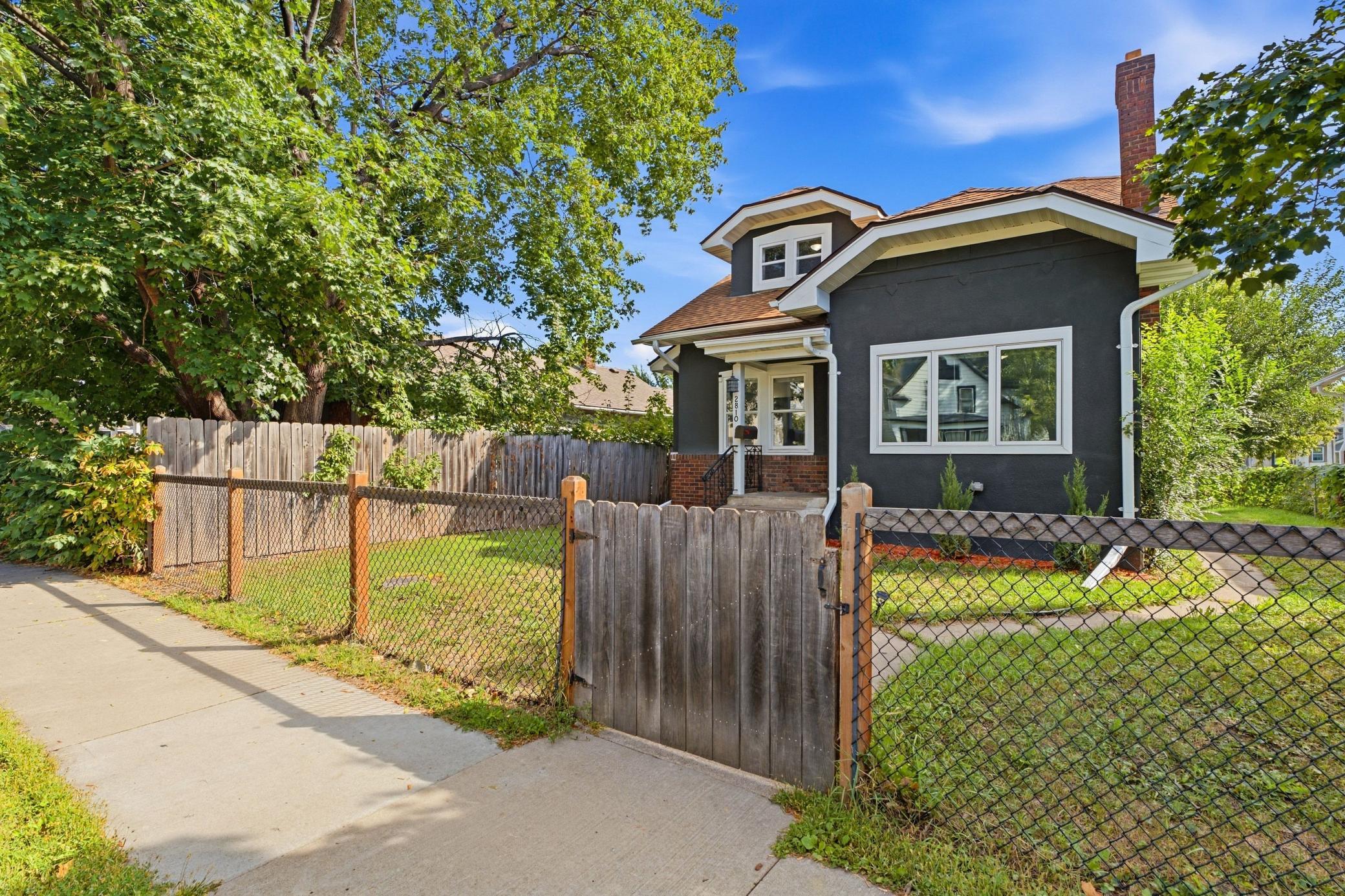 View of Residential at 2810 Penn Avenue, Minneapolis MN 55411, Minneapolis (2 of 39) - Mike Wilen | Minnesota Team Real Estate
