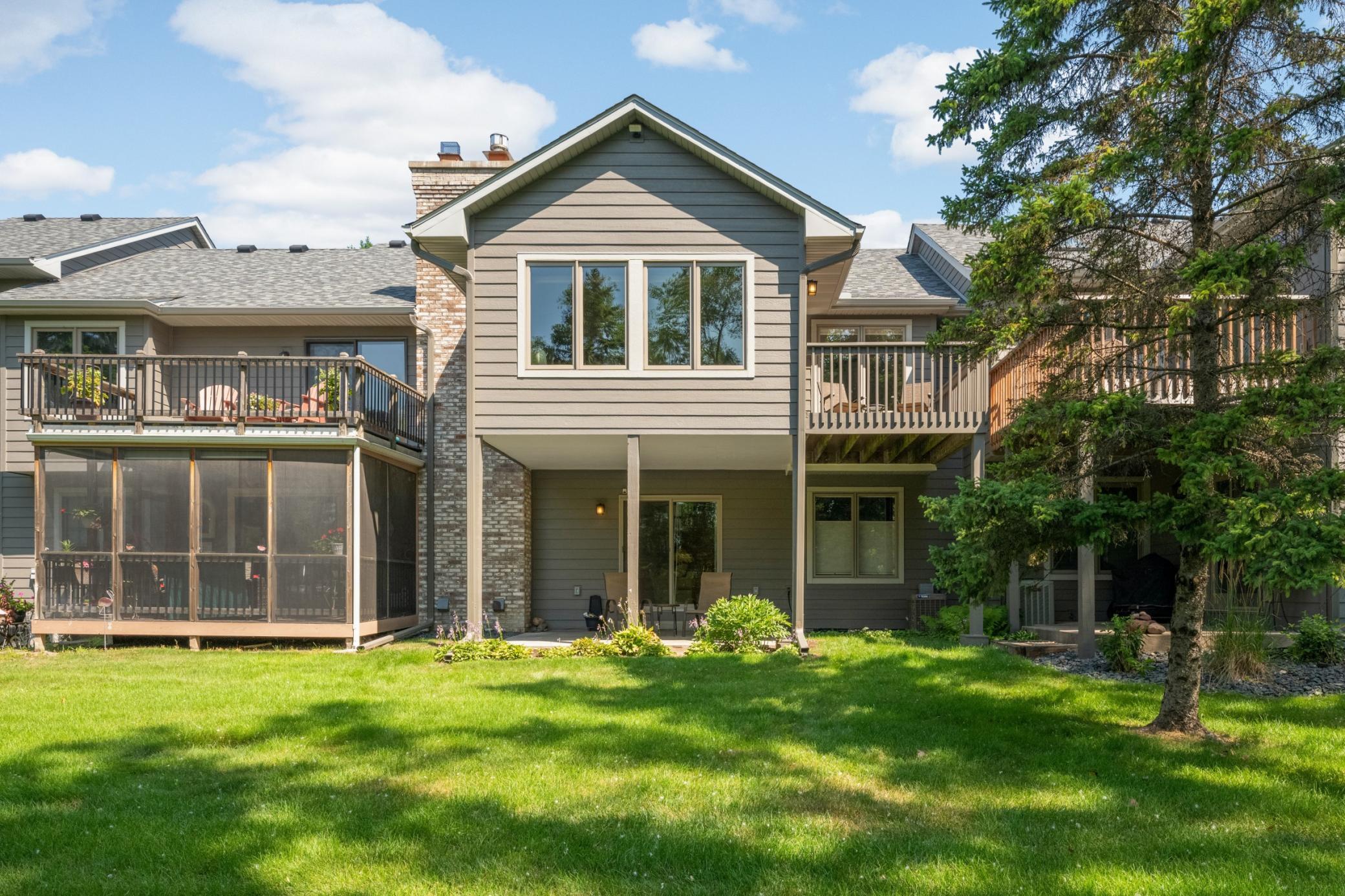View of Residential at 11887 Minnetonka Boulevard, Minnetonka MN 55305, Minnetonka (30 of 34) - Mike Wilen | Minnesota Team Real Estate