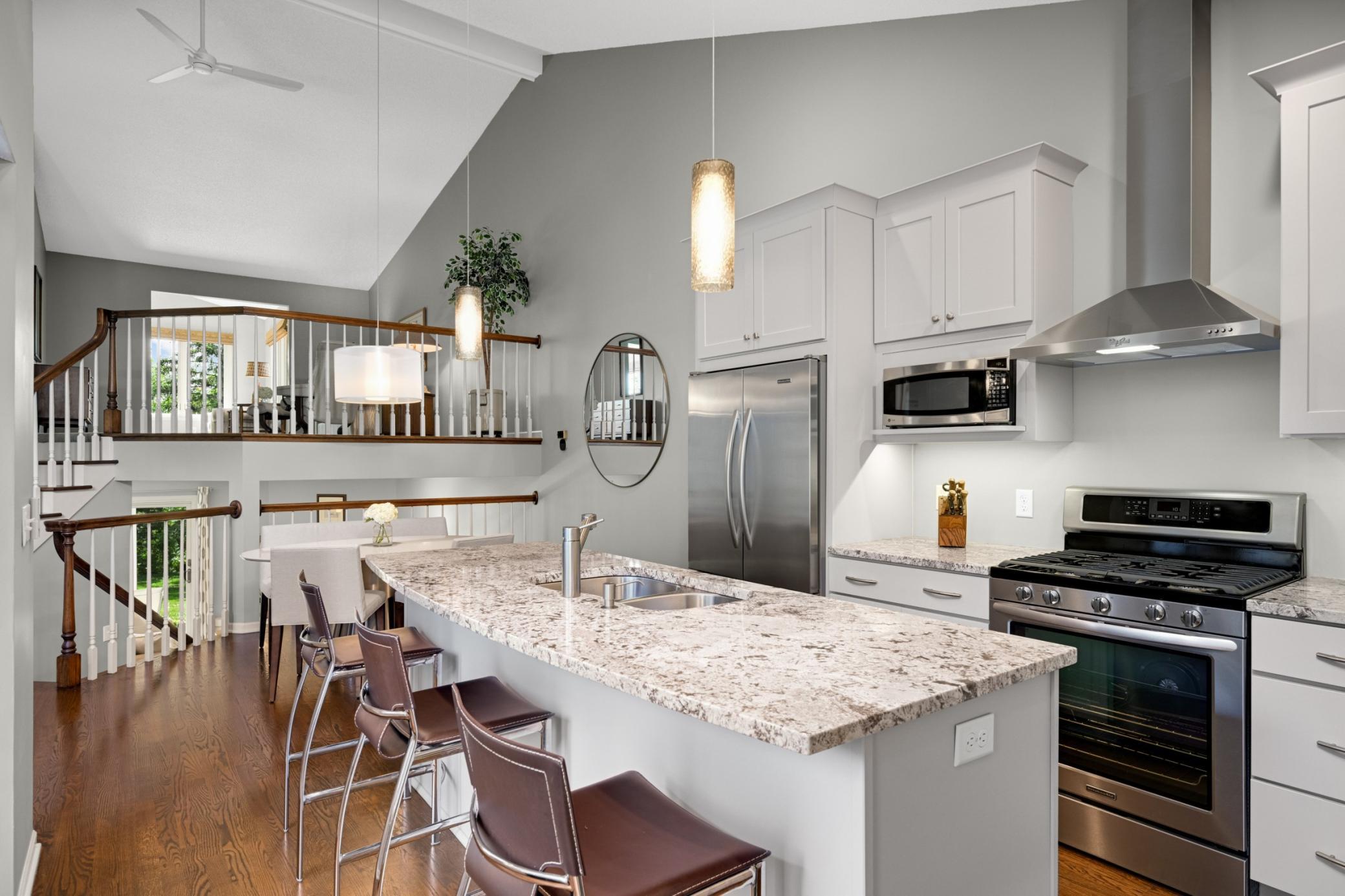 View of Residential at 11887 Minnetonka Boulevard, Minnetonka MN 55305, Minnetonka (11 of 34) - Mike Wilen | Minnesota Team Real Estate