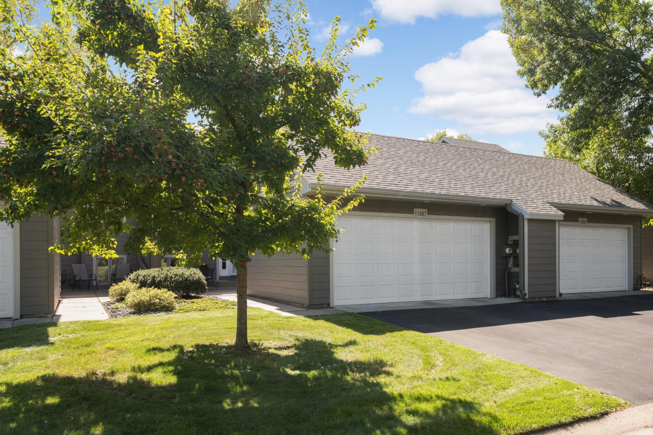 View of Residential at 11887 Minnetonka Boulevard, Minnetonka MN 55305, Minnetonka (32 of 34) - Mike Wilen | Minnesota Team Real Estate