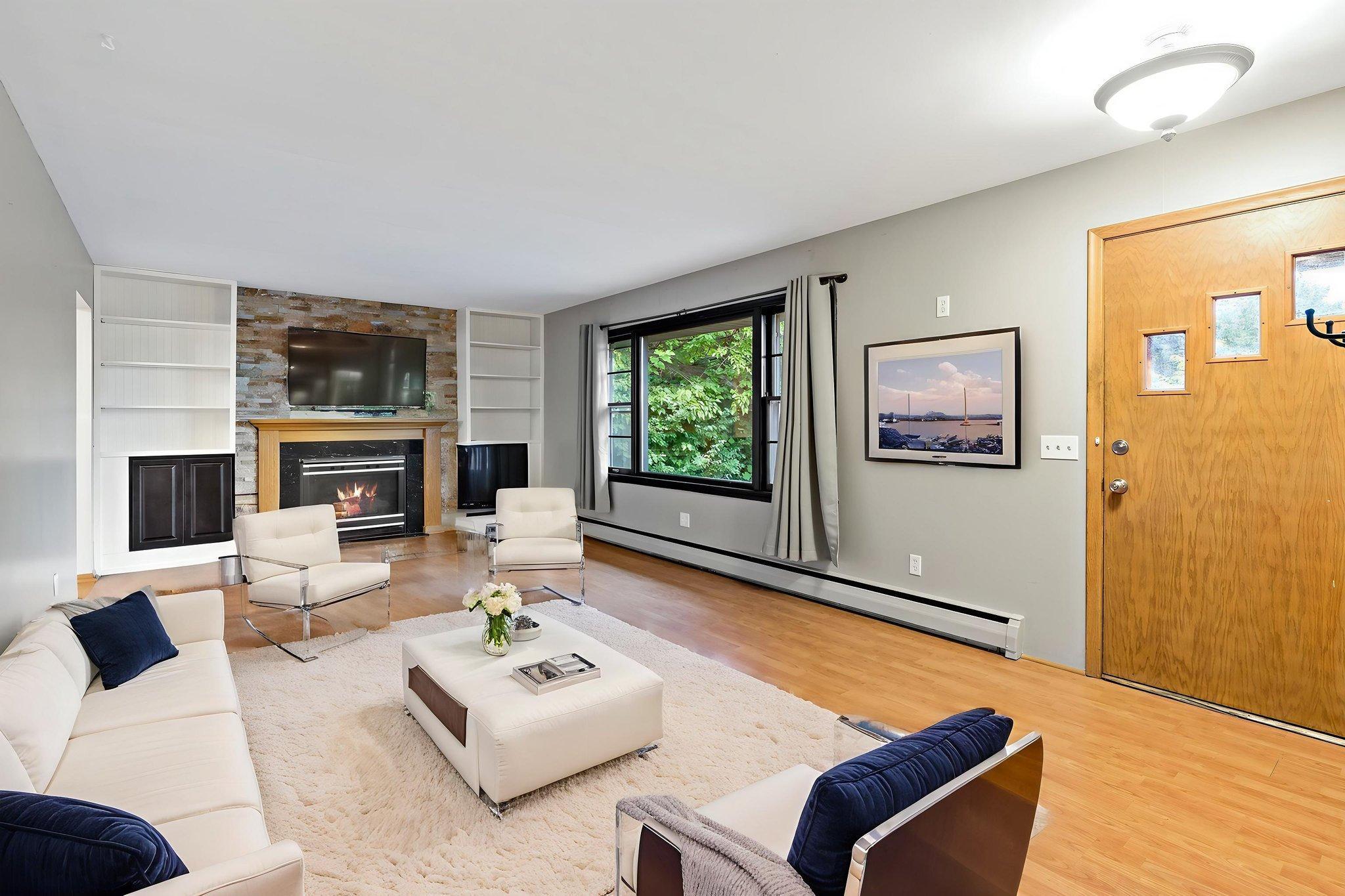 View of Residential at 405 Creek Lane, Chaska MN 55318, Chaska (5 of 30) - Mike Wilen | Minnesota Team Real Estate